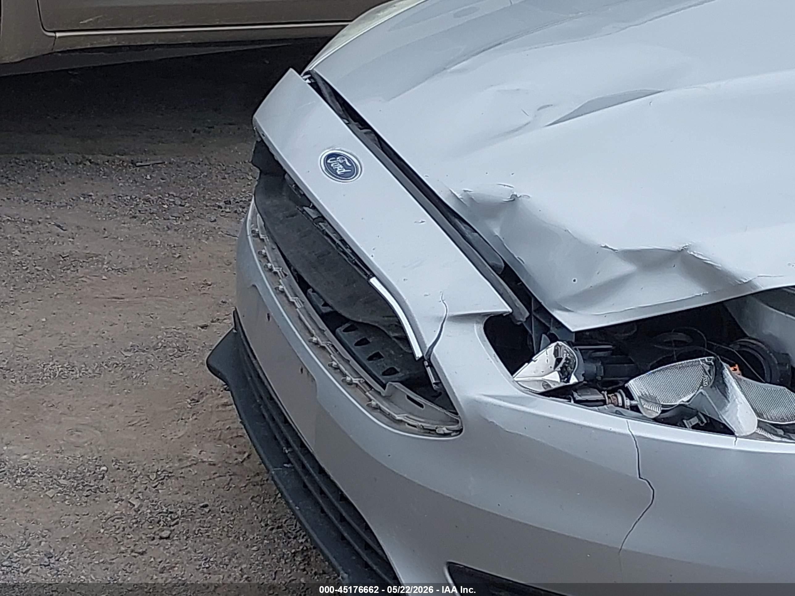2015 Ford Focus Se Silver vin: 1FADP3K20FL295255