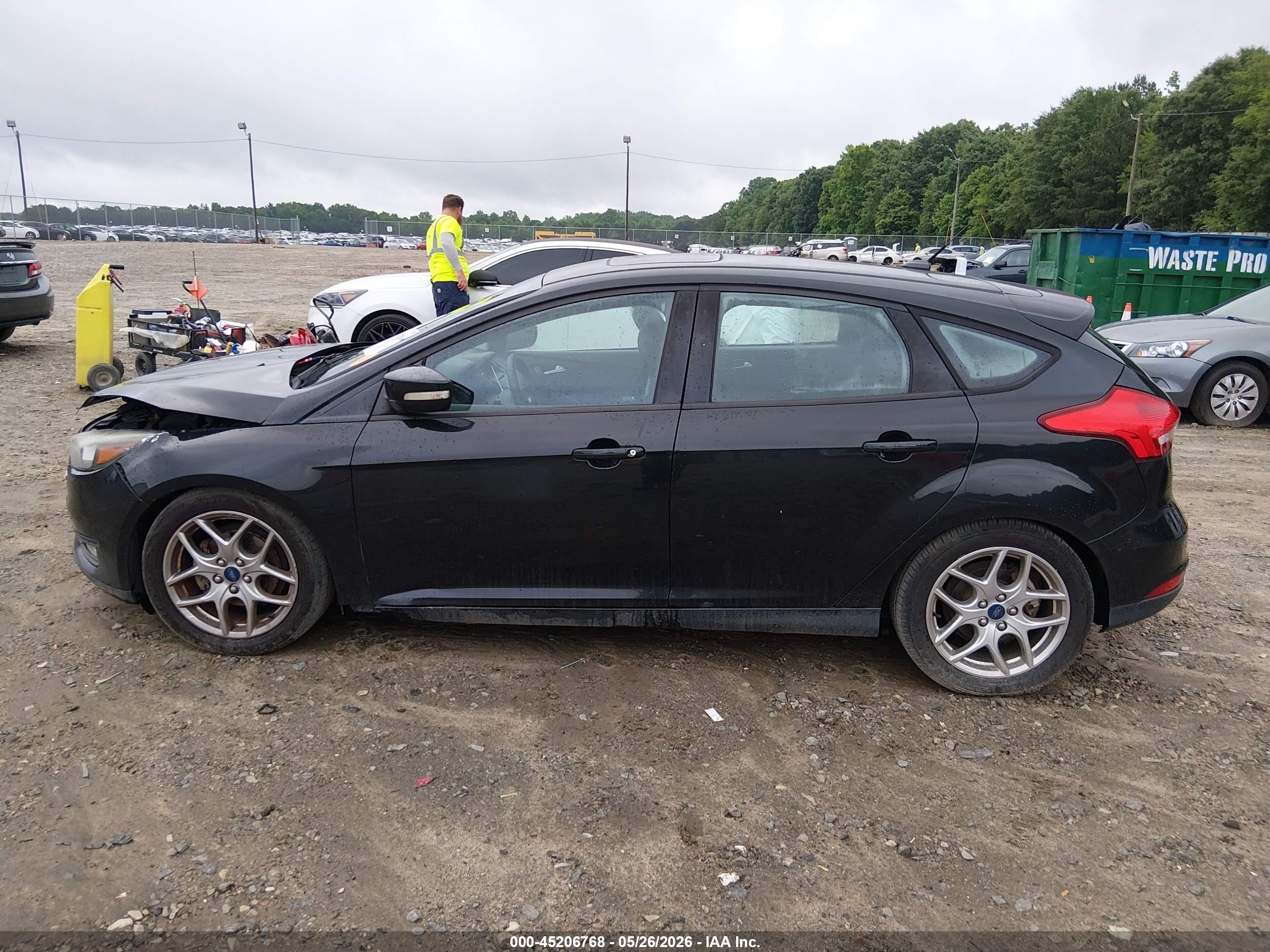 2015 Ford Focus Se Black vin: 1FADP3K20FL302771