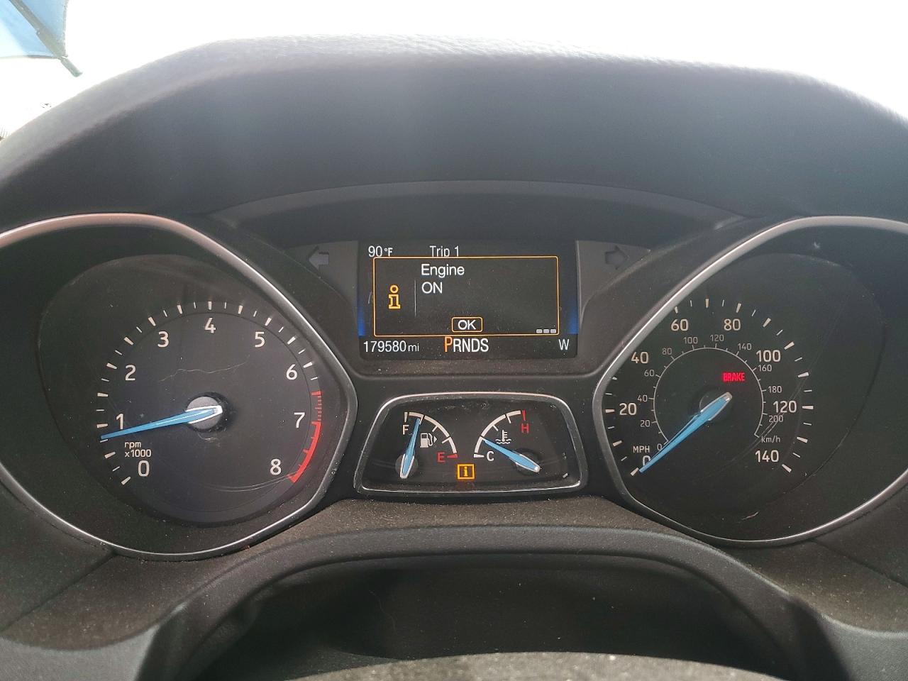 2015 Ford Focus Se White vin: 1FADP3K20FL308490