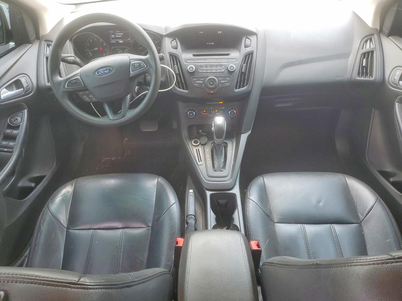 2015 Ford Focus Se White vin: 1FADP3K20FL311275