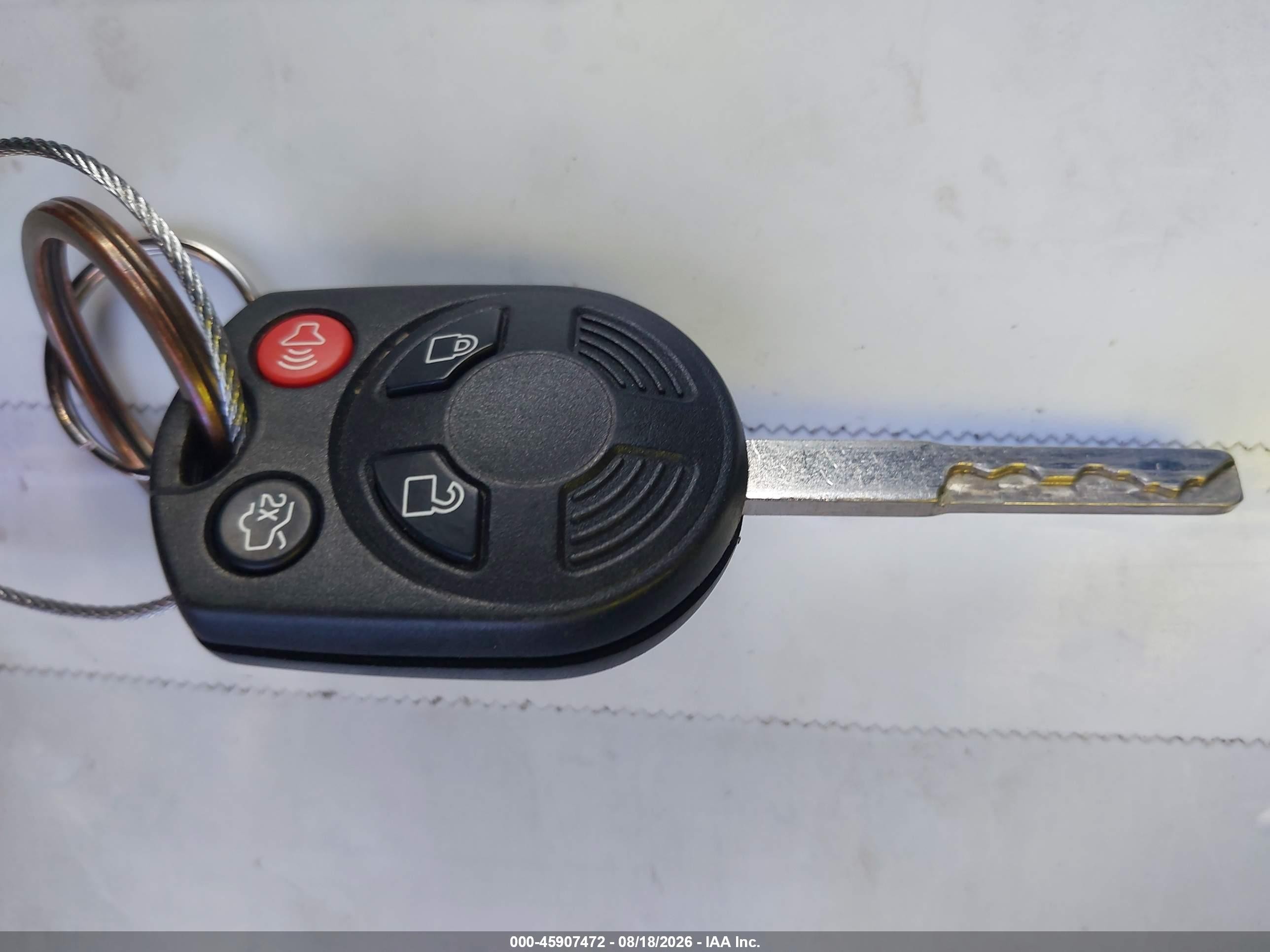 2015 Ford Focus Se Красный vin: 1FADP3K20FL361688