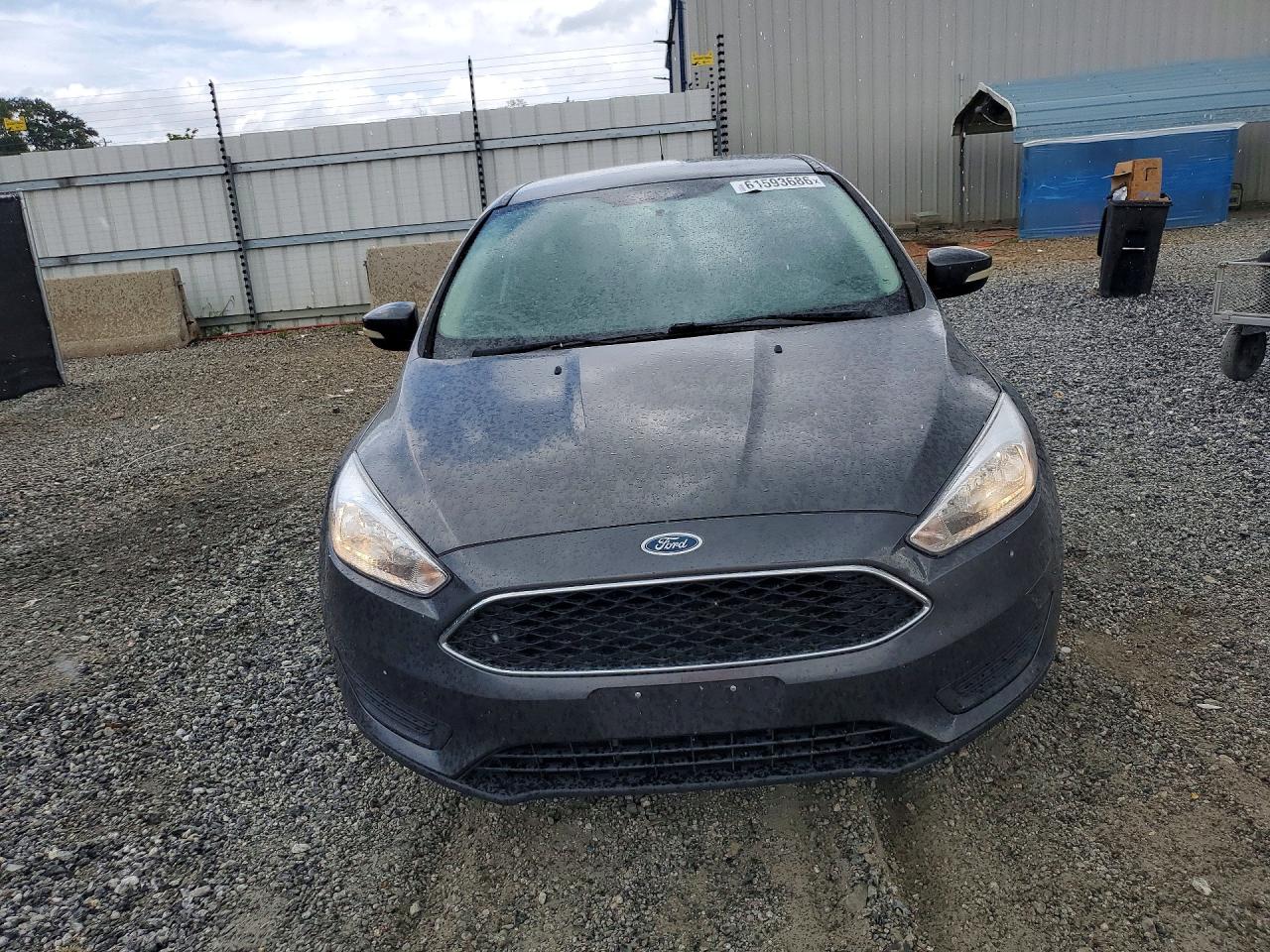 2015 Ford Focus Se Gray vin: 1FADP3K20FL364378