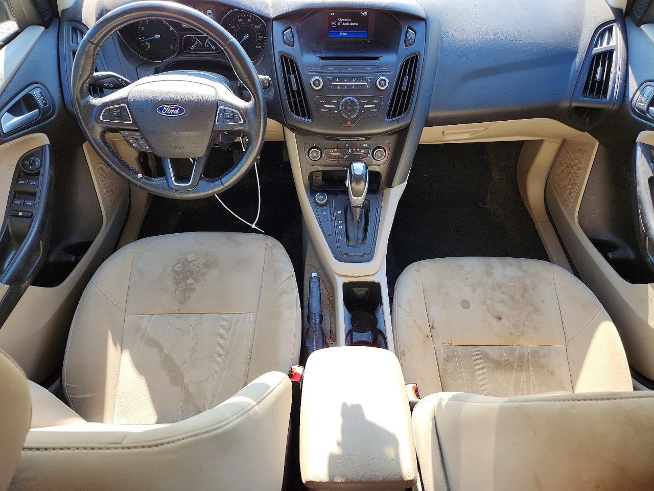 2015 Ford Focus Se White vin: 1FADP3K20FL384209