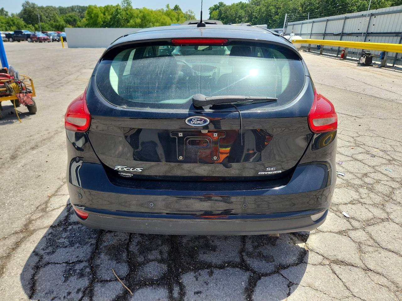 2015 Ford Focus Se Black vin: 1FADP3K20FL385229