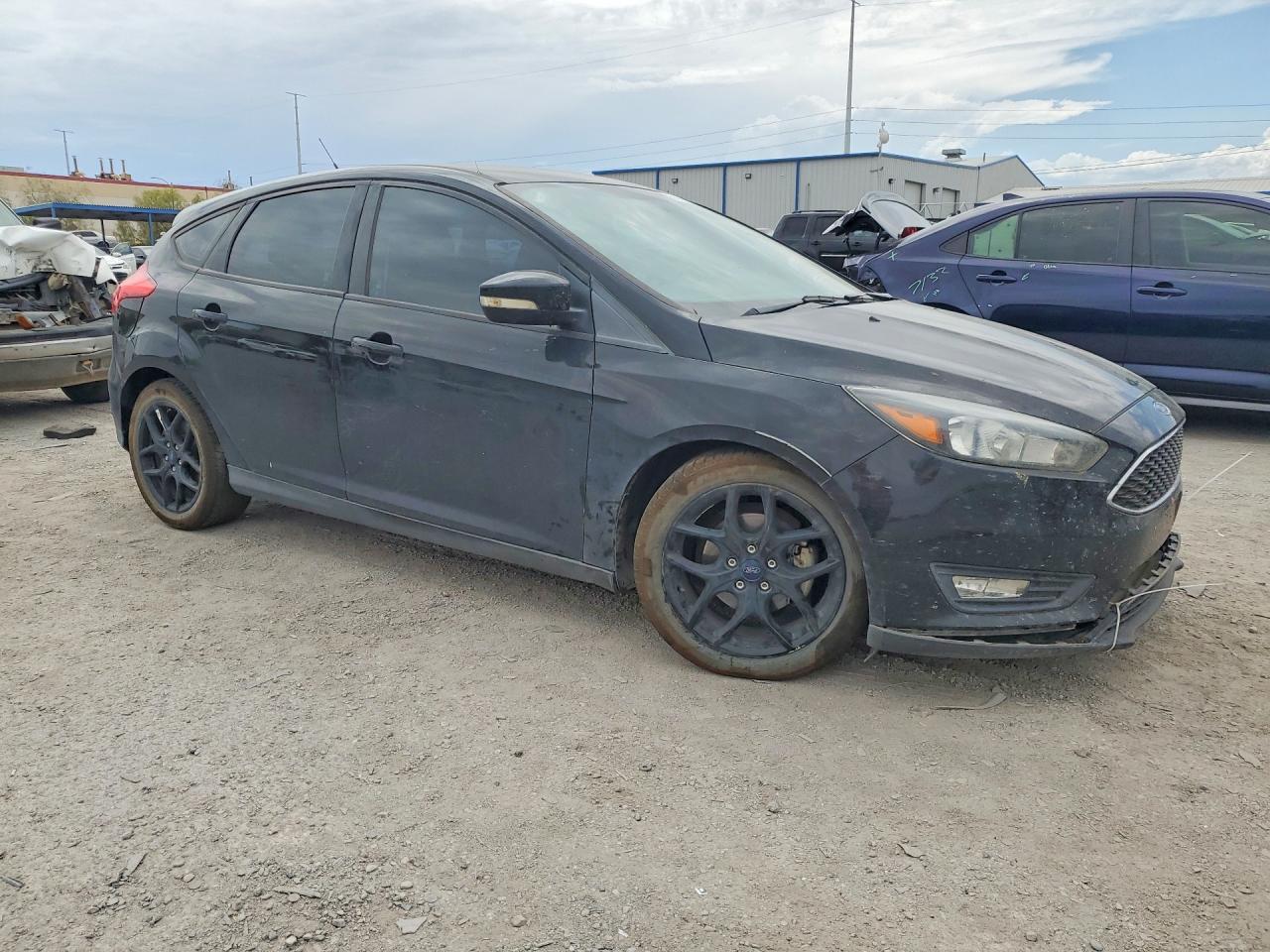 2016 Ford Focus Se Black vin: 1FADP3K20GL285875
