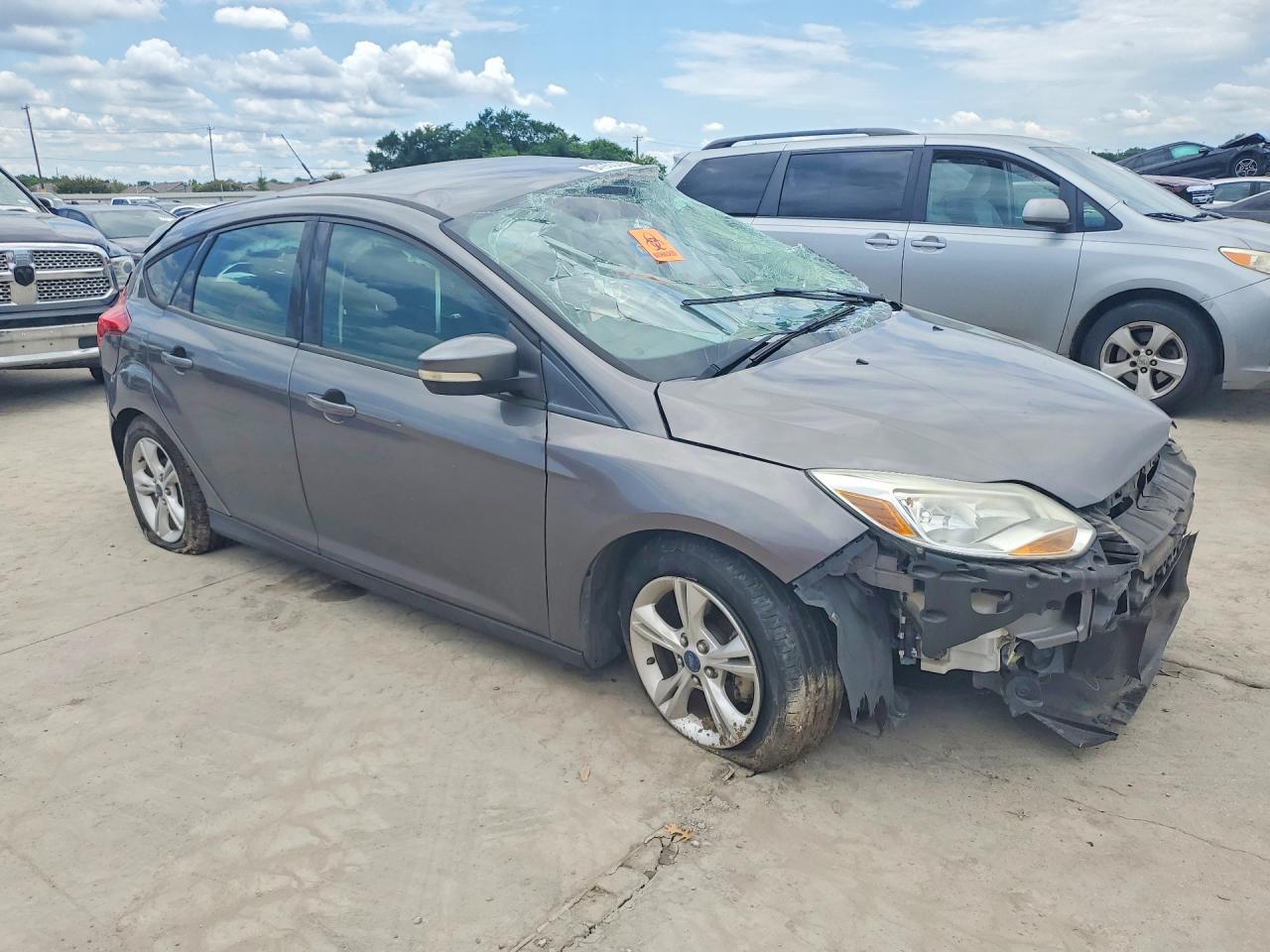 2013 Ford Focus Se Gray vin: 1FADP3K21DL106822