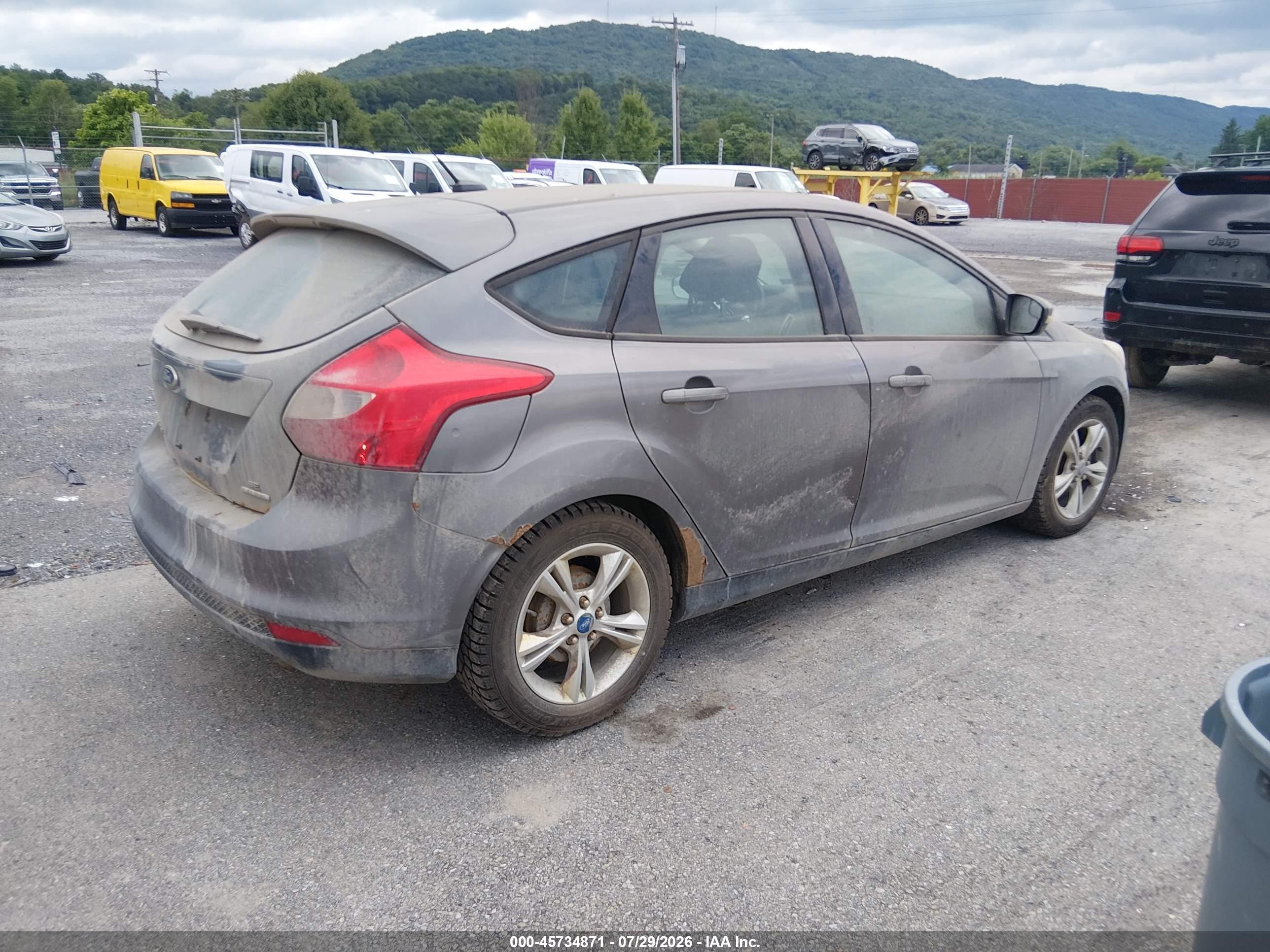 2013 Ford Focus Se Gray vin: 1FADP3K21DL146298