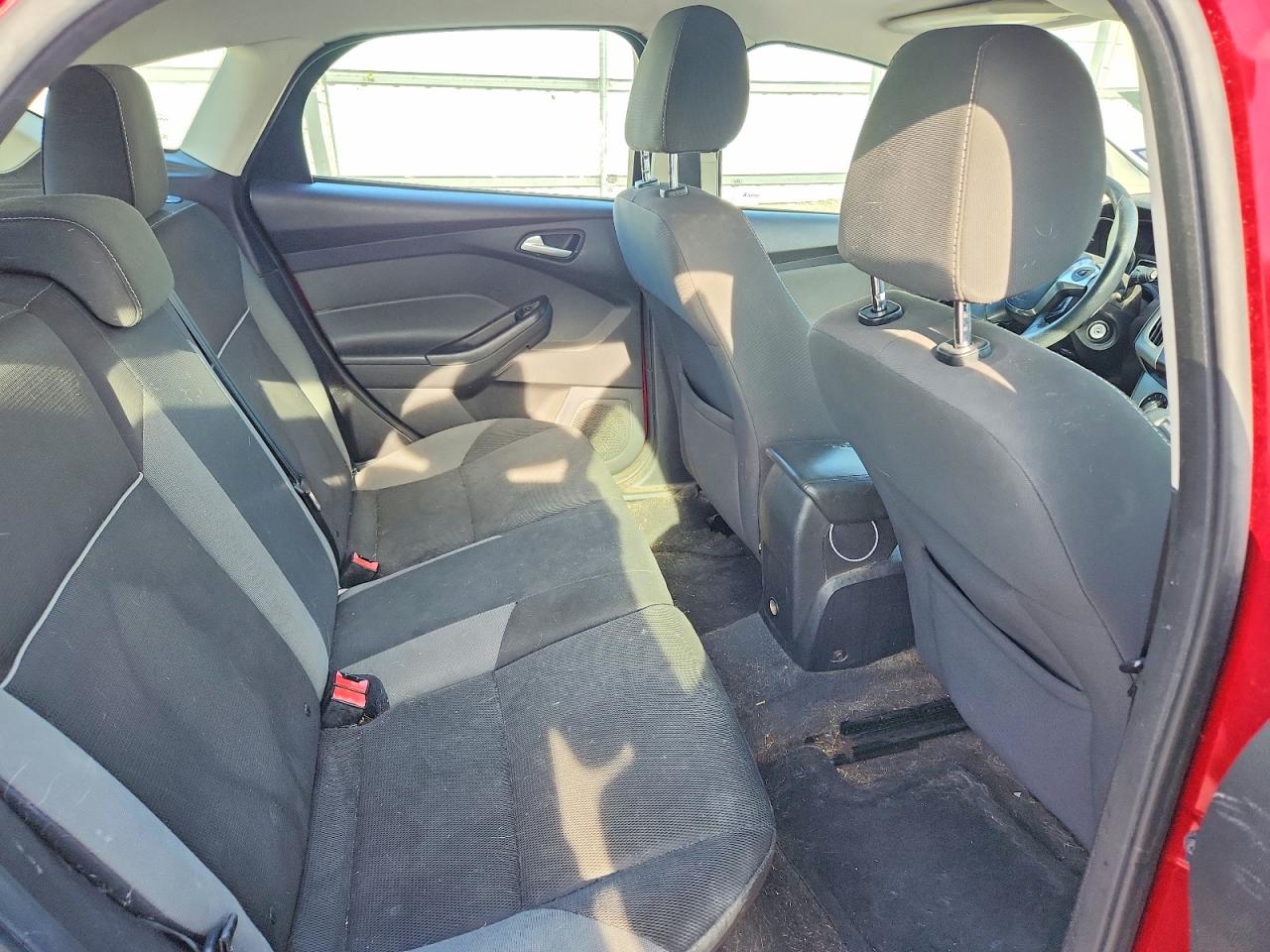 2013 Ford Focus Se Темно-бордовый vin: 1FADP3K21DL233893