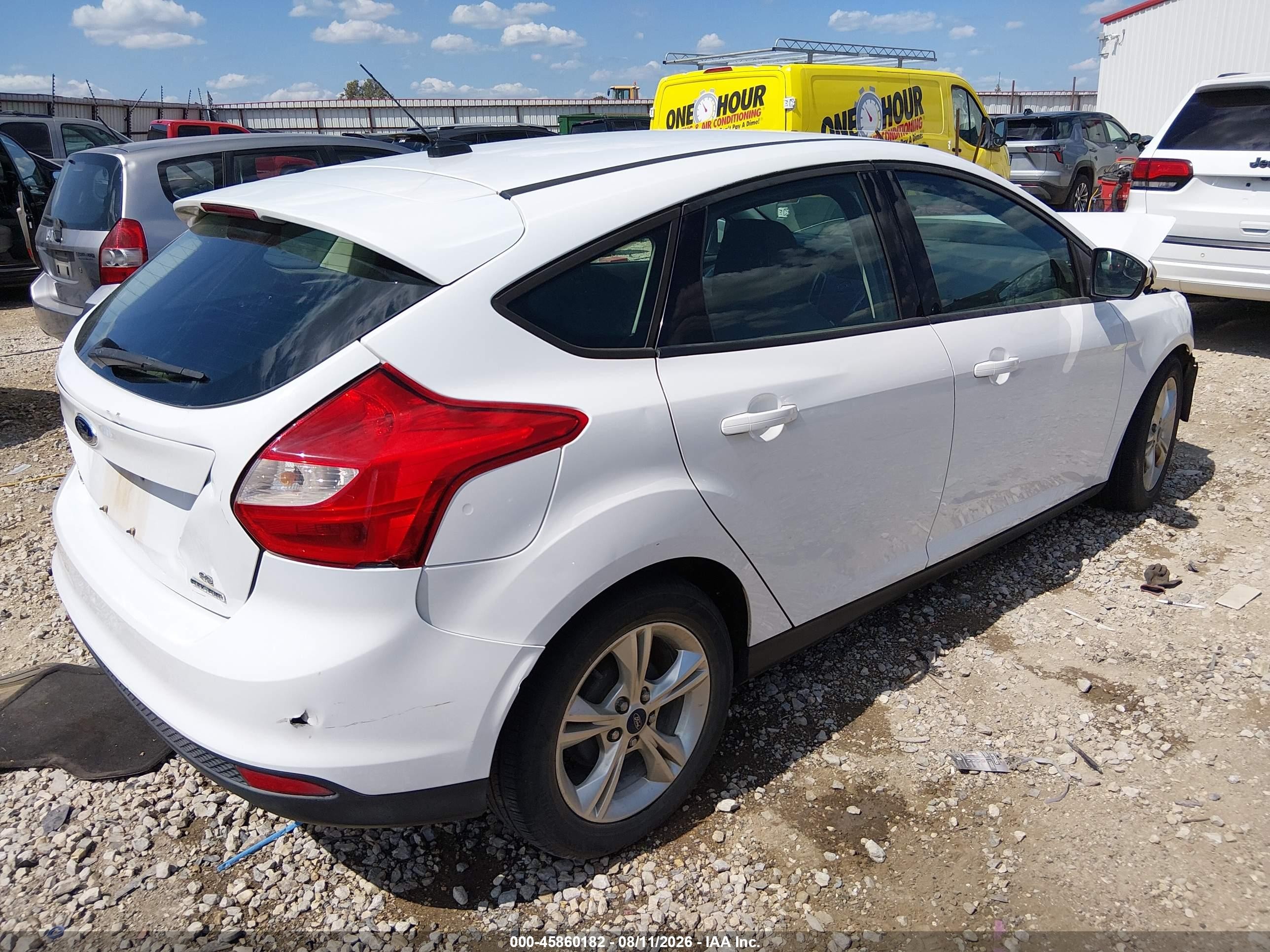 2013 Ford Focus Se White vin: 1FADP3K21DL259670