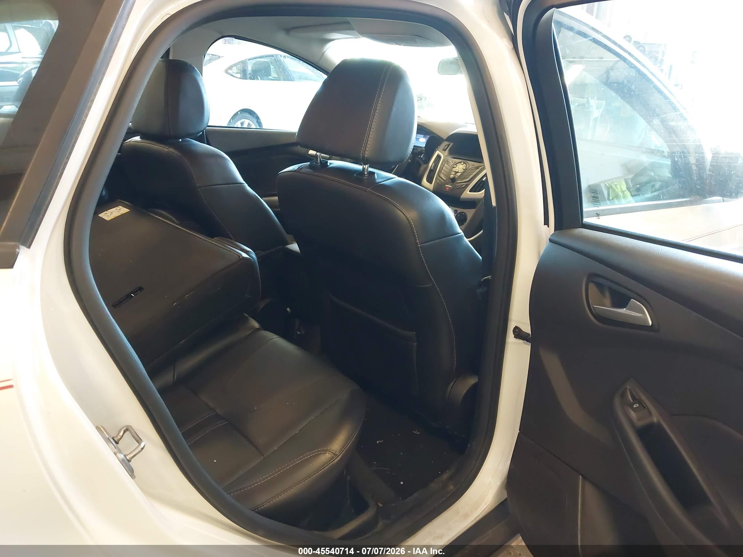 2013 Ford Focus Se White vin: 1FADP3K21DL262097