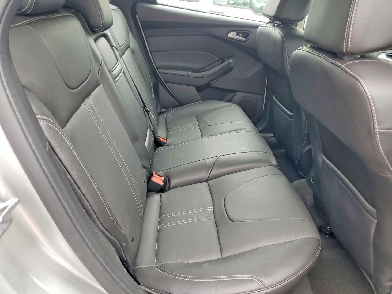 2013 Ford Focus Se Silver vin: 1FADP3K21DL314103