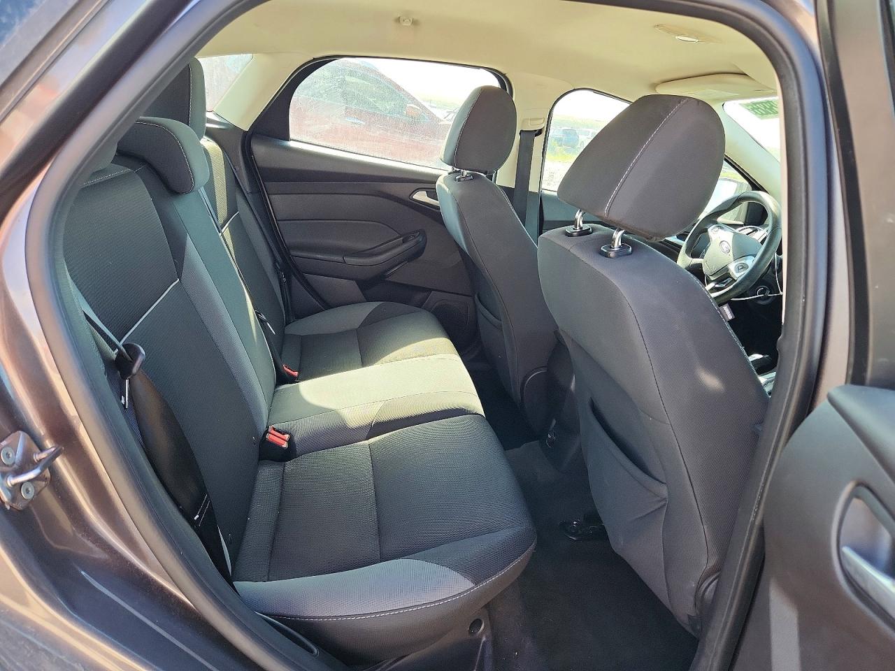 2013 Ford Focus Se Gray vin: 1FADP3K21DL323240
