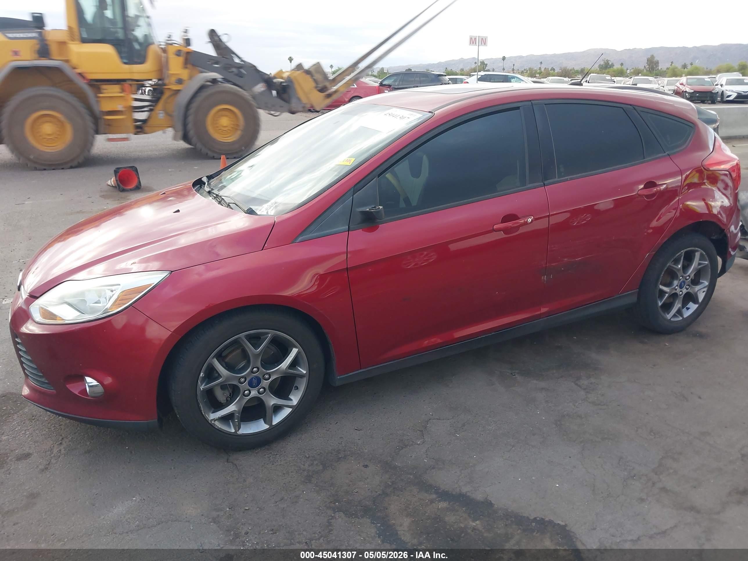 2013 Ford Focus Se Red vin: 1FADP3K21DL344461