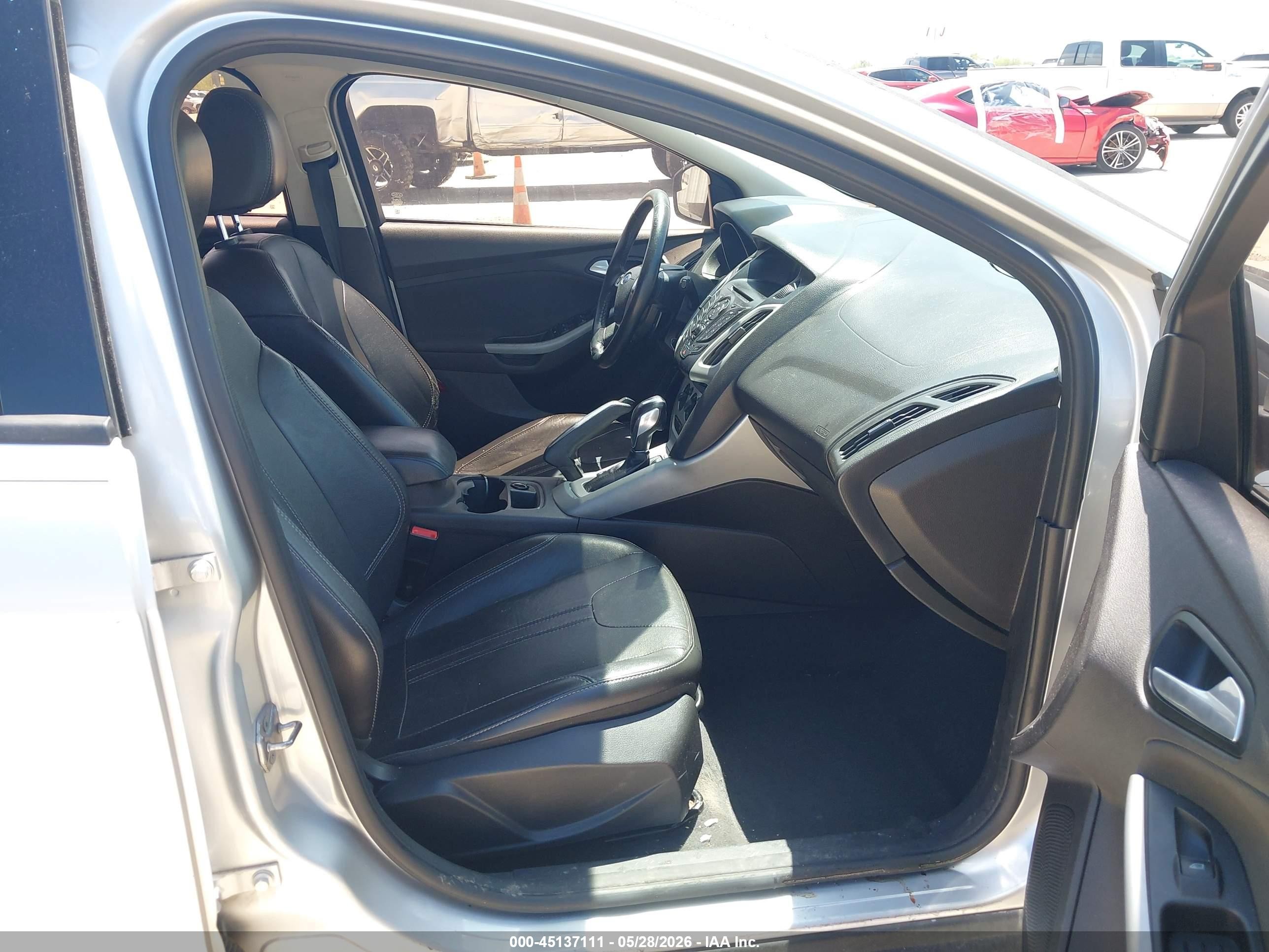2013 Ford Focus Se Silver vin: 1FADP3K21DL344508