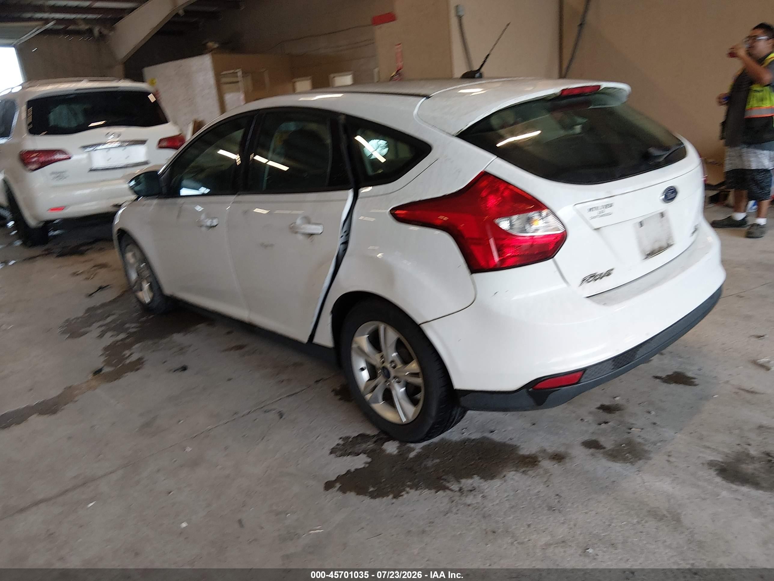 2013 Ford Focus Se White vin: 1FADP3K21DL349336