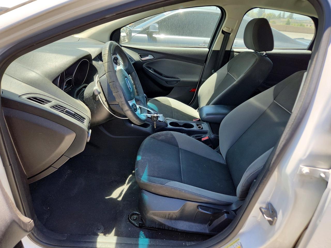 2014 Ford Focus Se White vin: 1FADP3K21EL123685