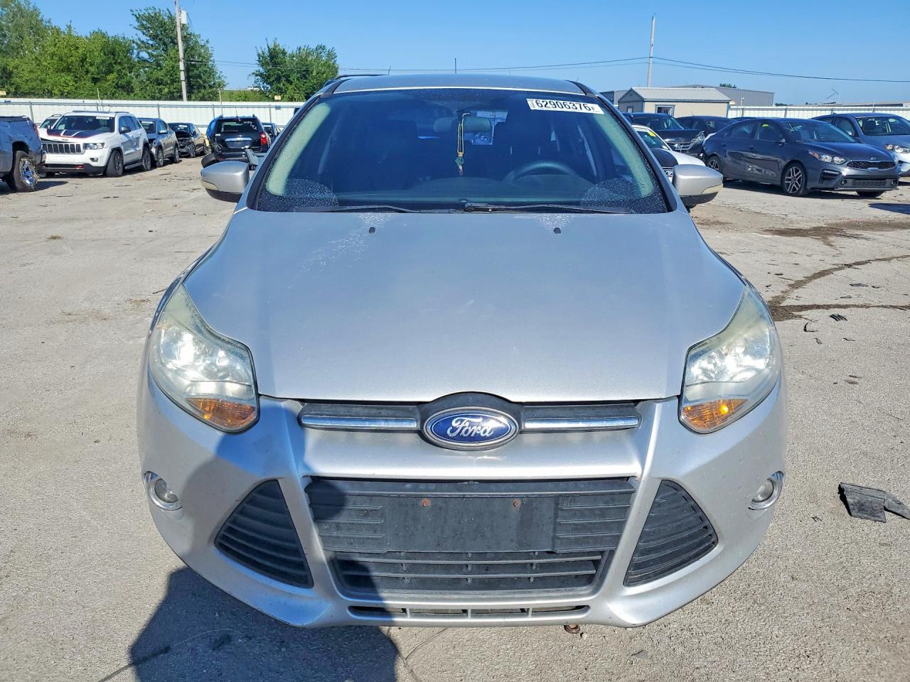 2014 Ford Focus Se Silver vin: 1FADP3K21EL142558