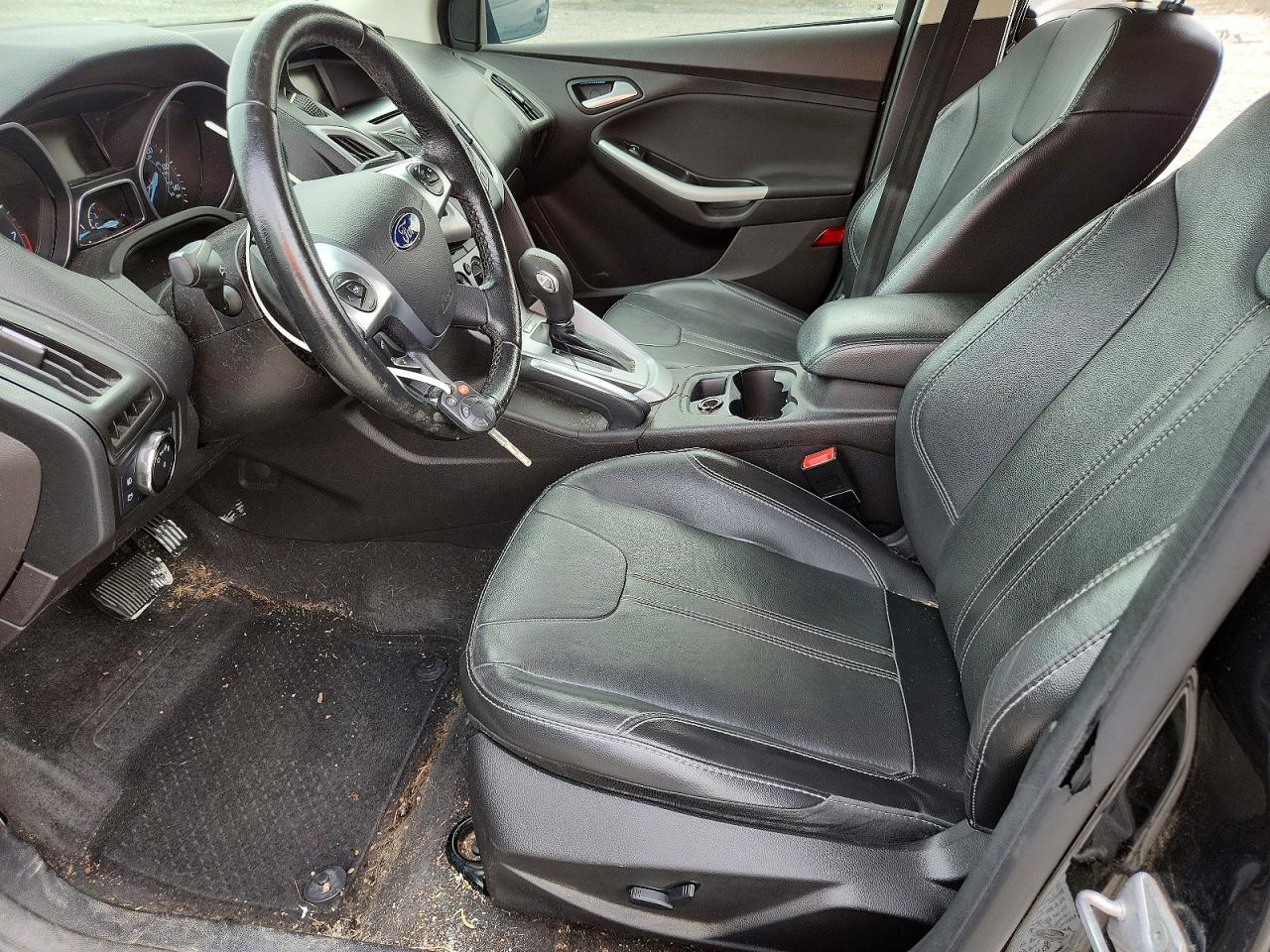 2014 Ford Focus Se Black vin: 1FADP3K21EL144343