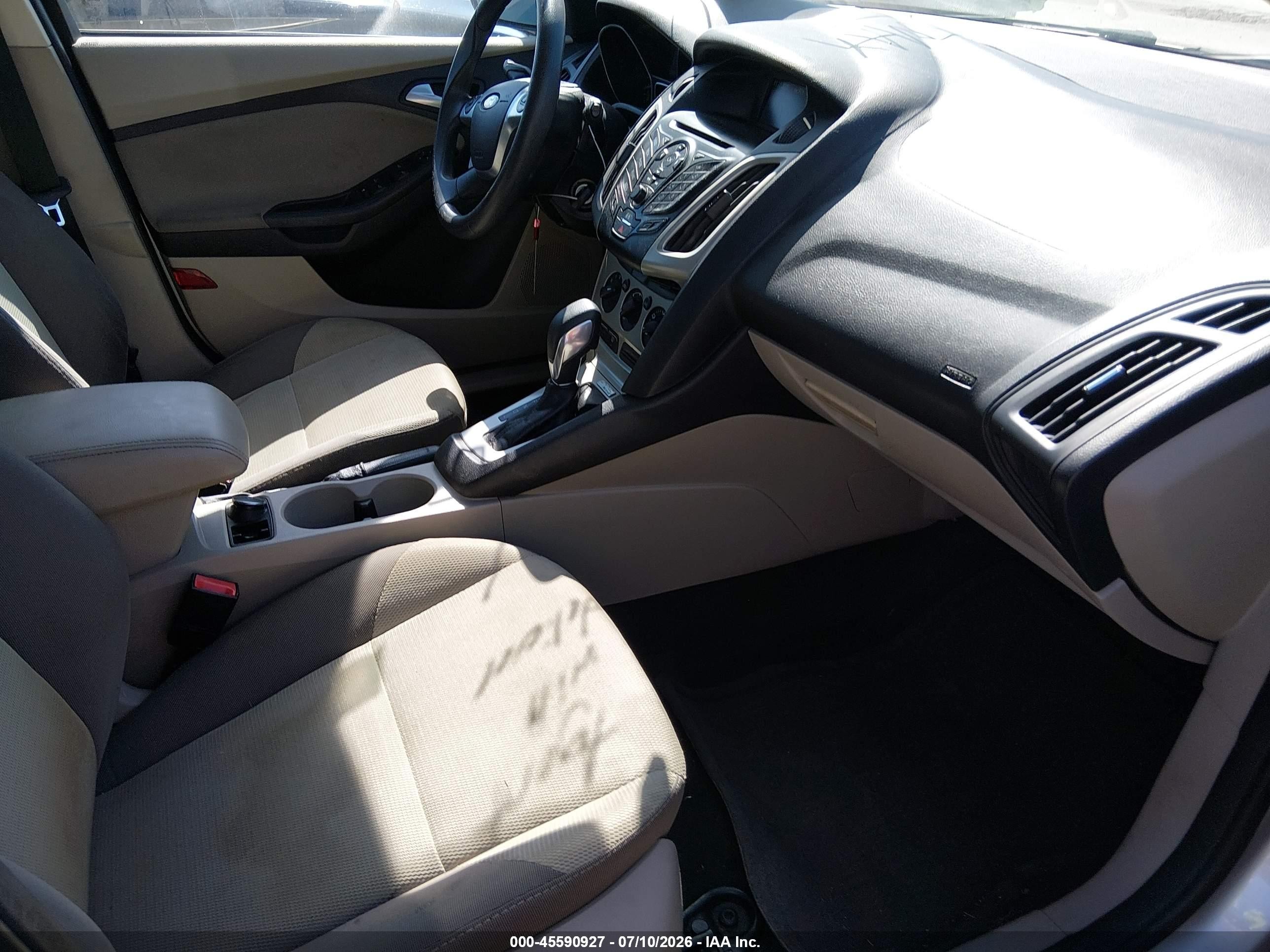 2014 Ford Focus Se Gray vin: 1FADP3K21EL157660