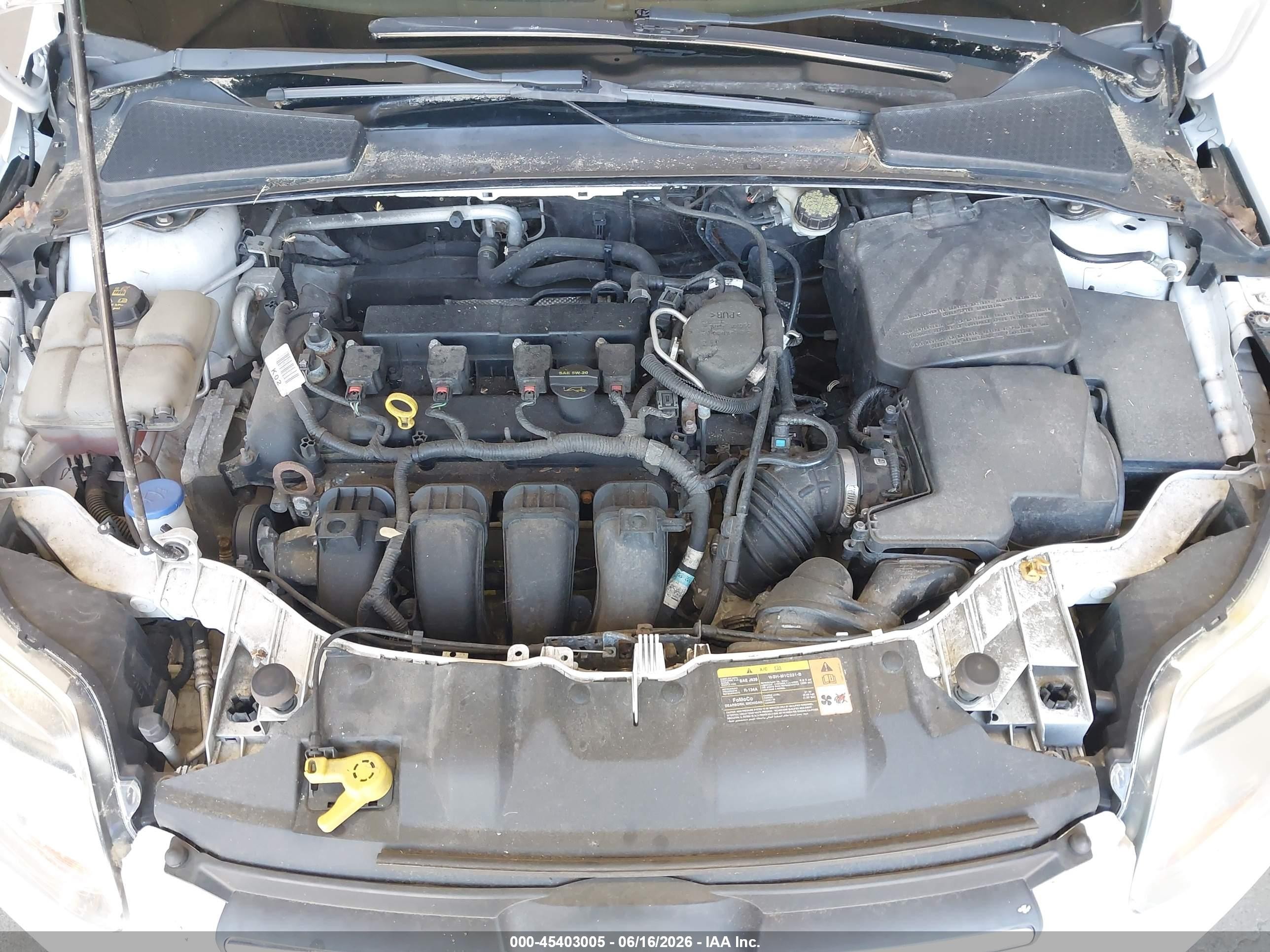 2014 Ford Focus Se White vin: 1FADP3K21EL189217