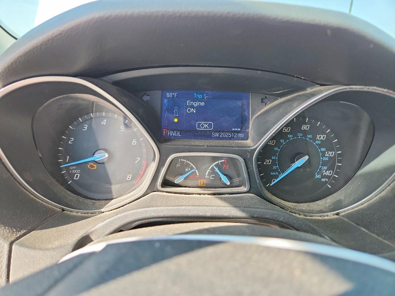 2014 Ford Focus Se White vin: 1FADP3K21EL211944