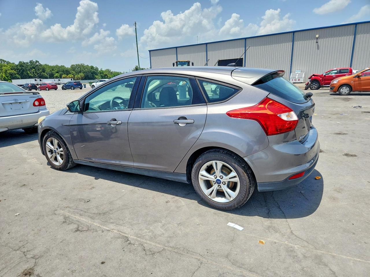 2014 Ford Focus Se Gray vin: 1FADP3K21EL252090