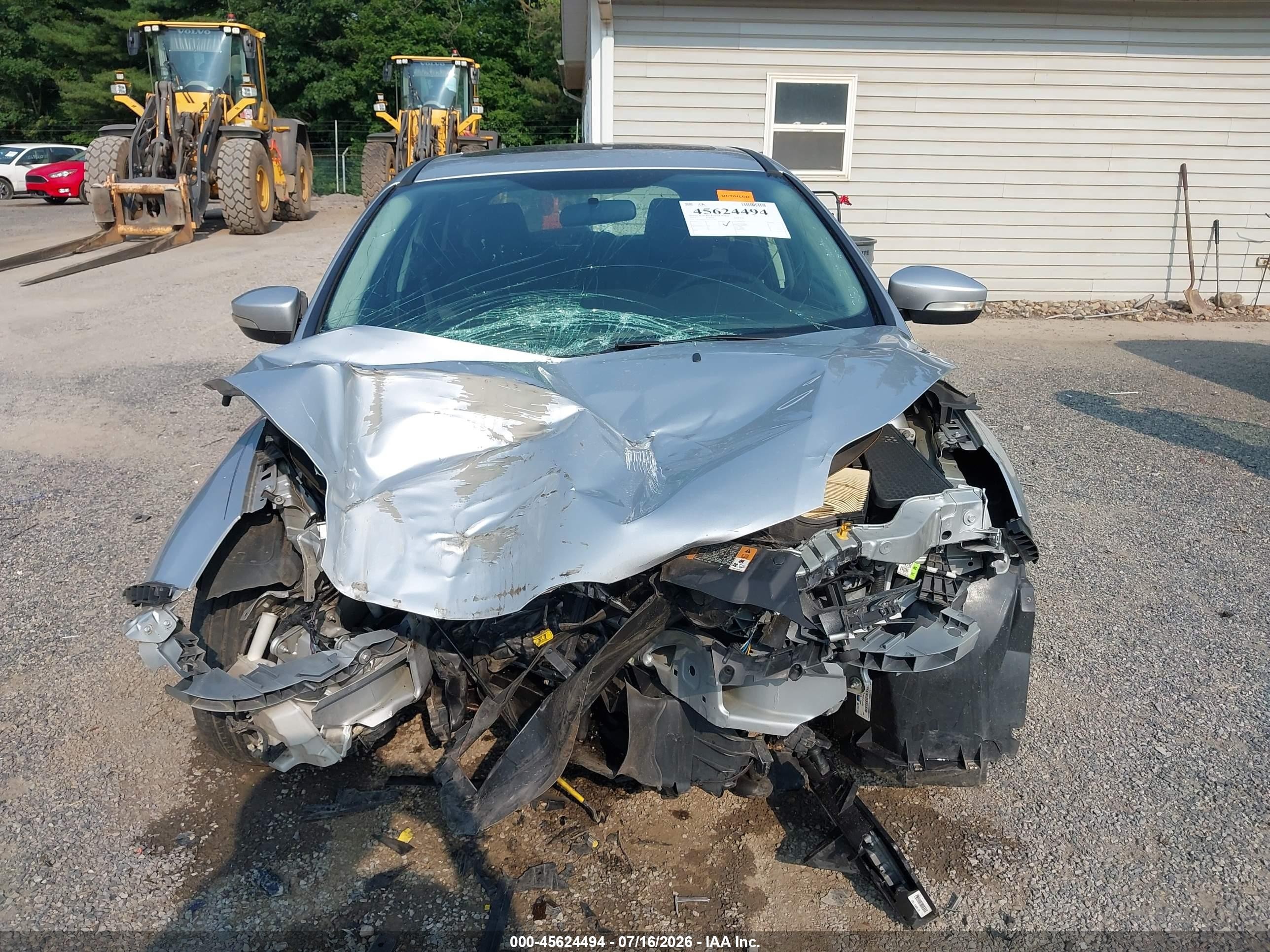 2014 Ford Focus Se Silver vin: 1FADP3K21EL277541