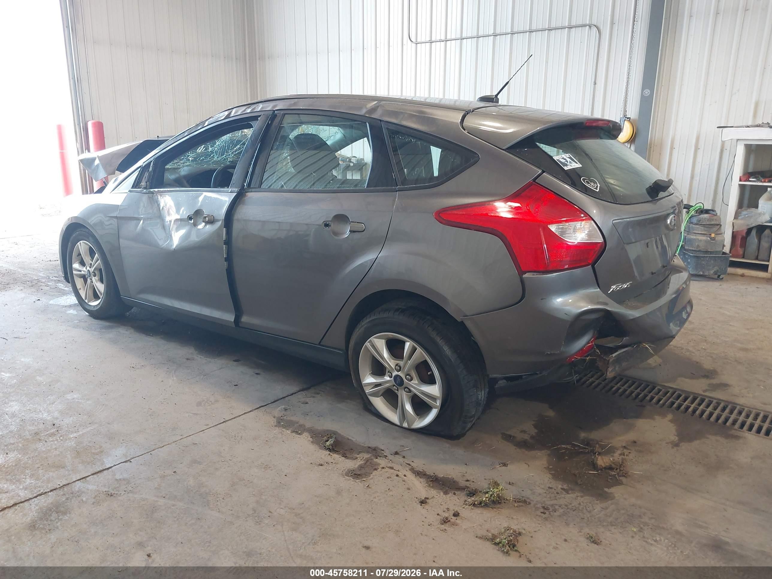 2014 Ford Focus Se Gray vin: 1FADP3K21EL282349