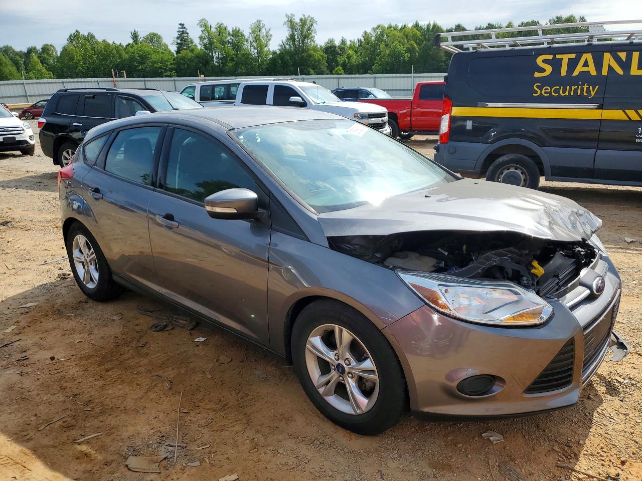2014 Ford Focus Se Gray vin: 1FADP3K21EL298597