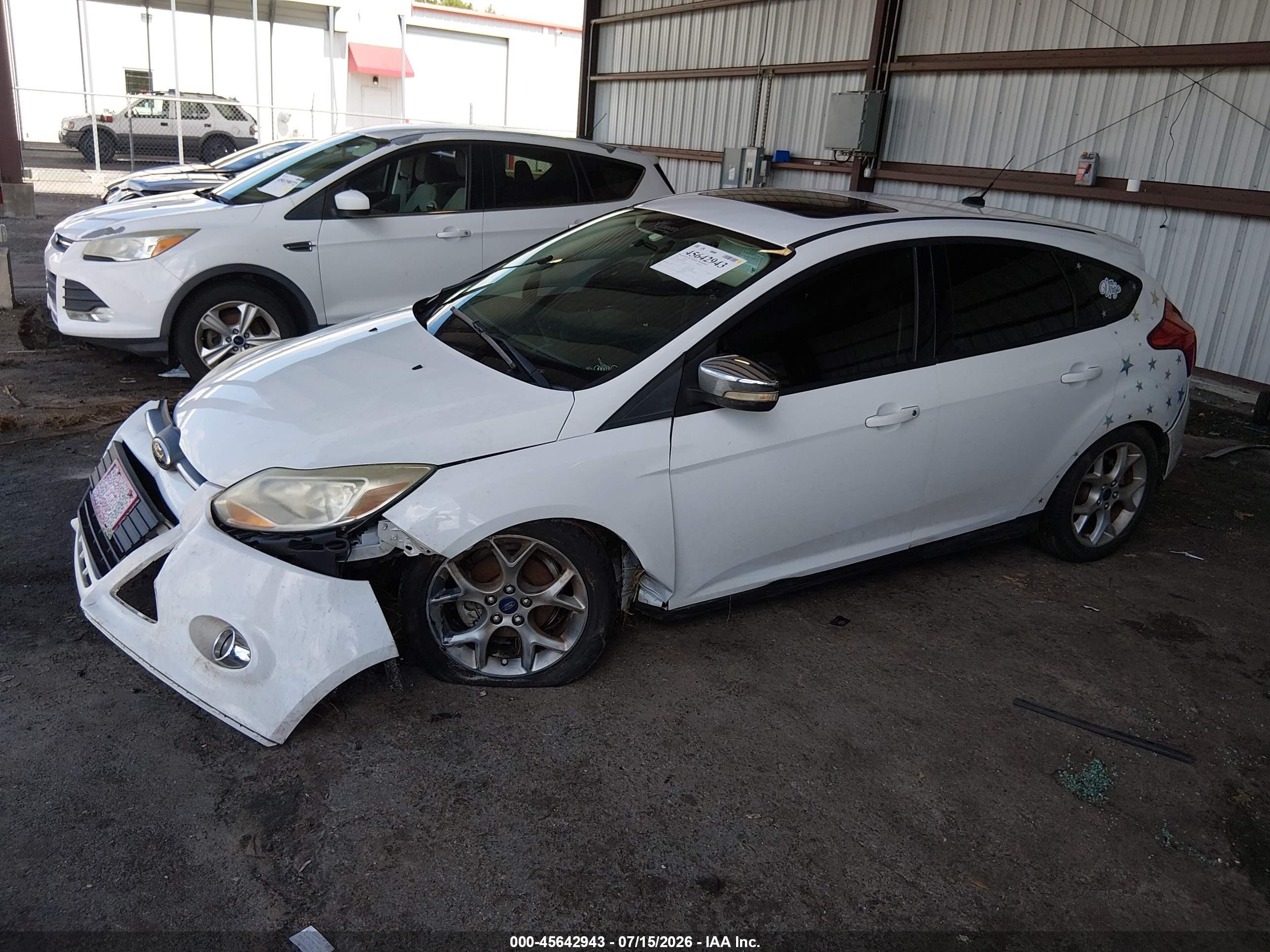 2014 Ford Focus Se White vin: 1FADP3K21EL302485