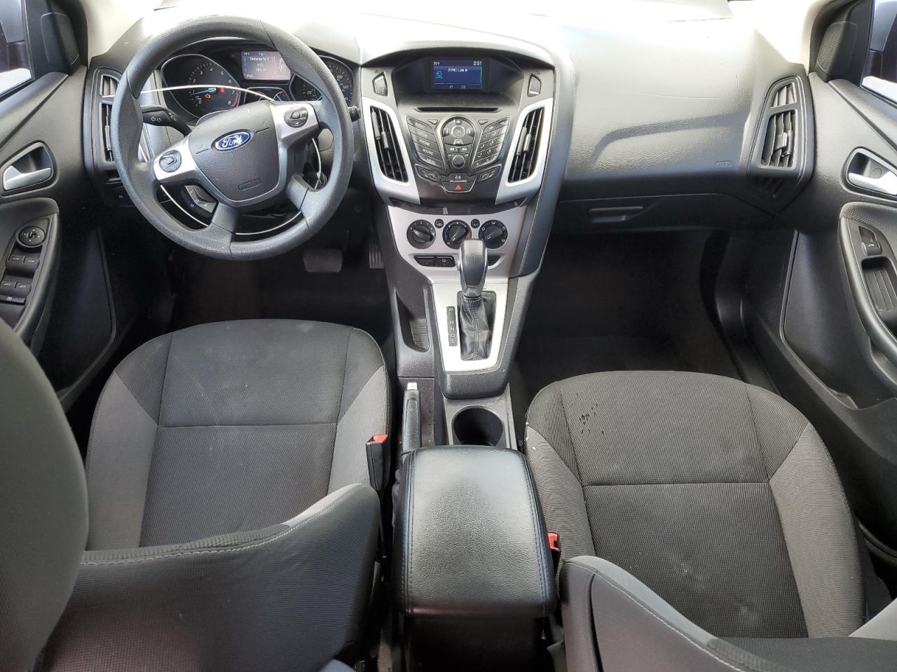 2014 Ford Focus Se Silver vin: 1FADP3K21EL322915 Damage: Right Front Seat Cushion, Burn Hole, 3 To 4 Inches