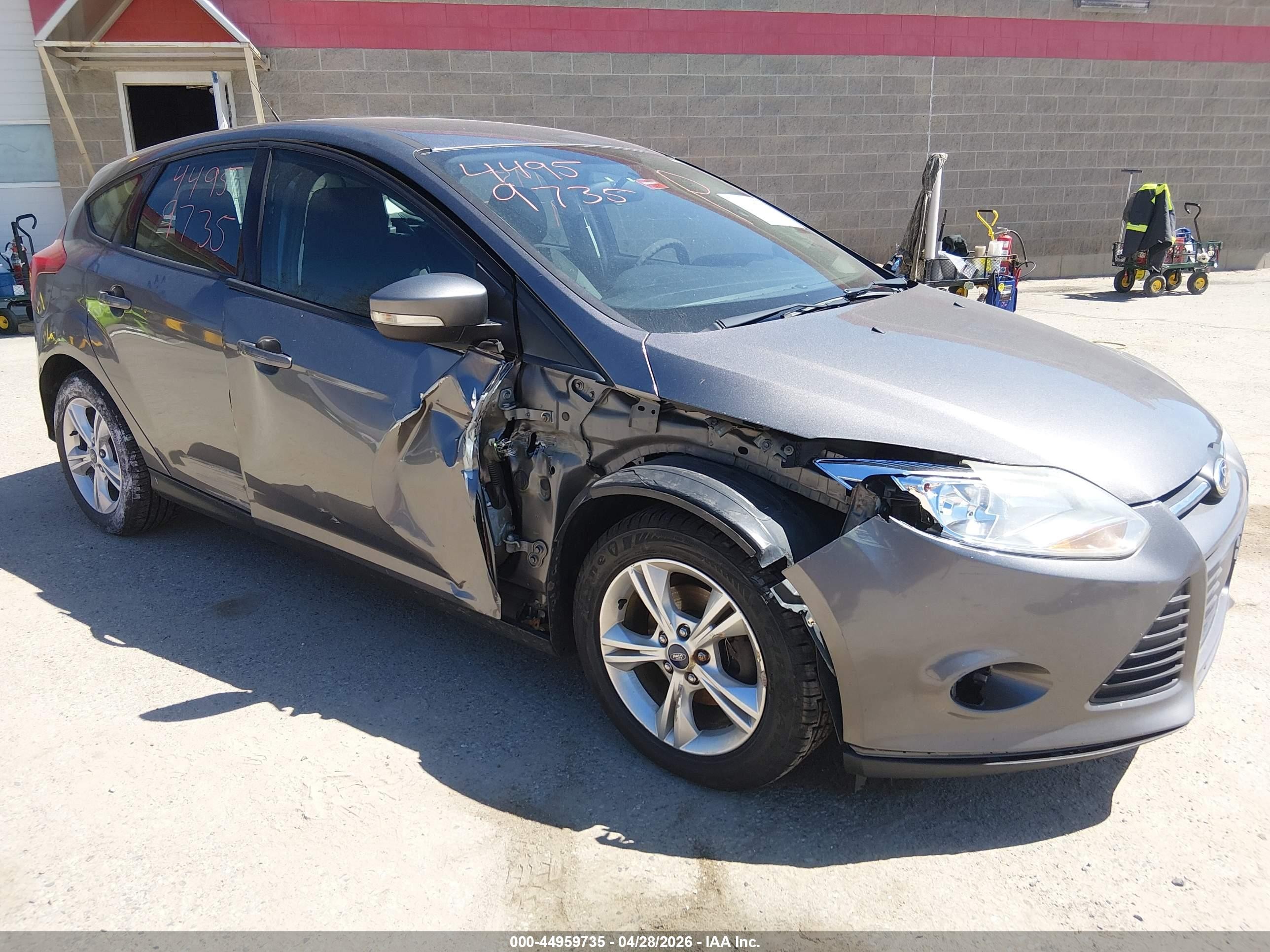 2014 Ford Focus Se Gray vin: 1FADP3K21EL336216