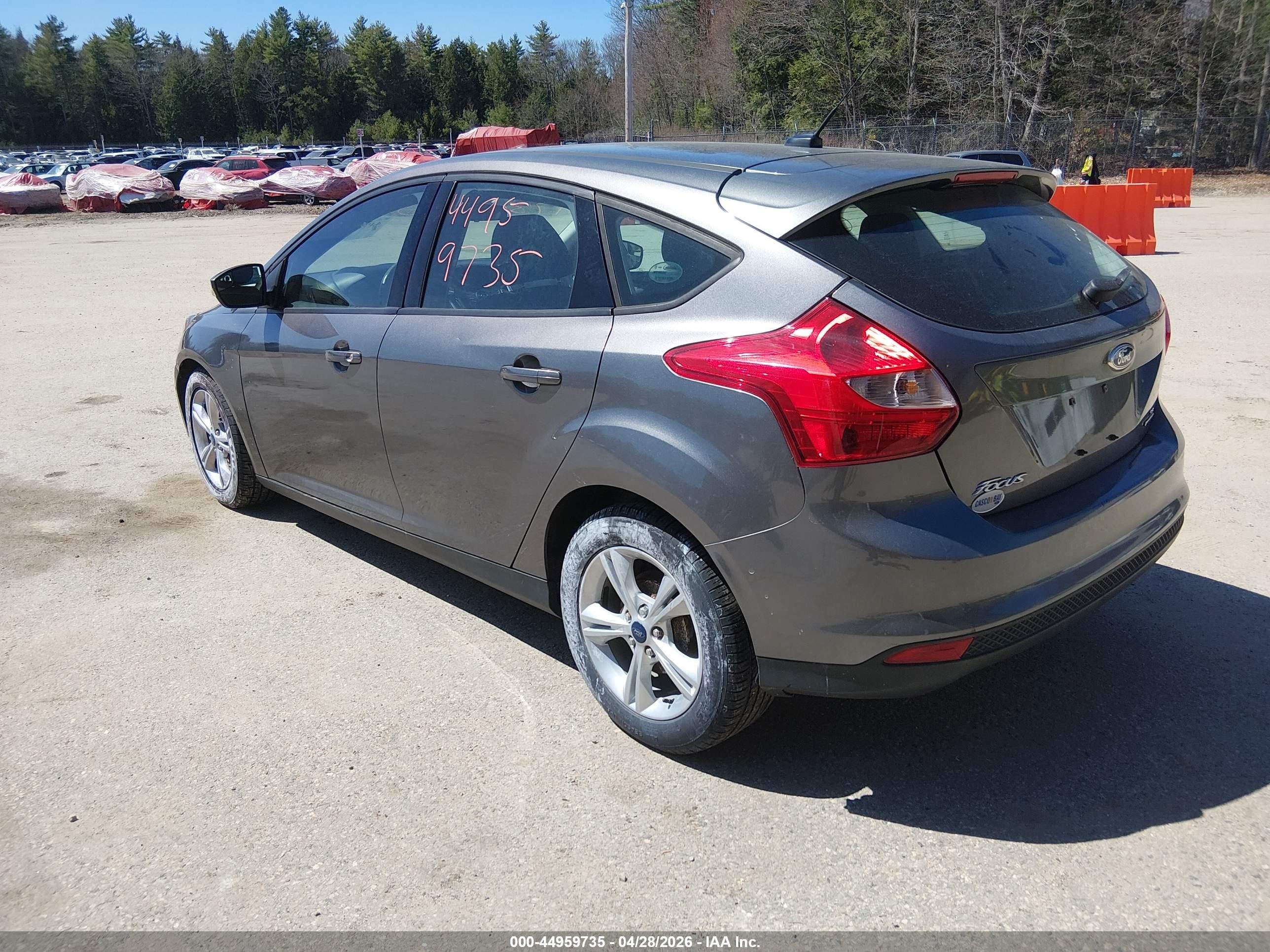 2014 Ford Focus Se Gray vin: 1FADP3K21EL336216