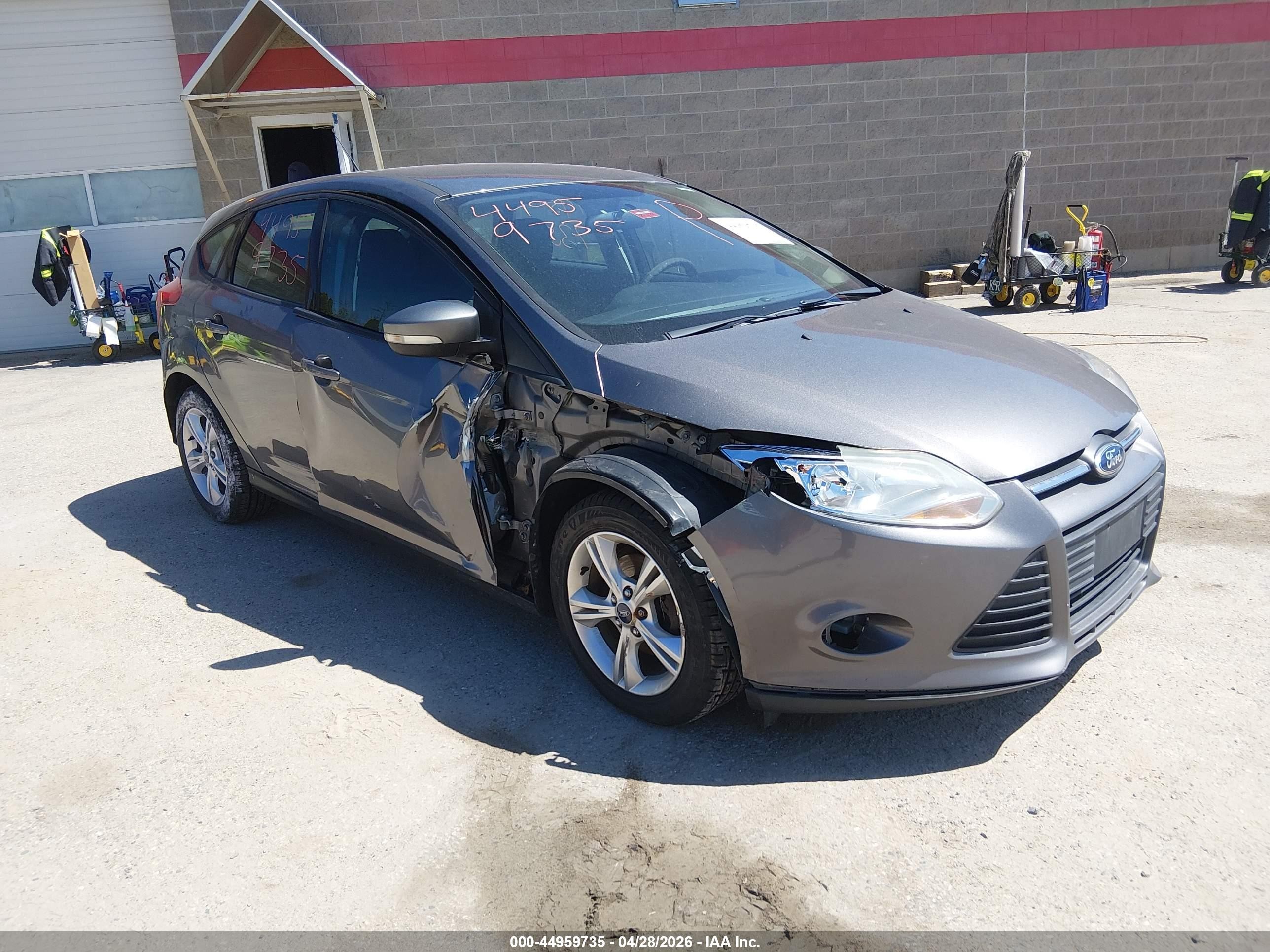 2014 Ford Focus Se Gray vin: 1FADP3K21EL336216