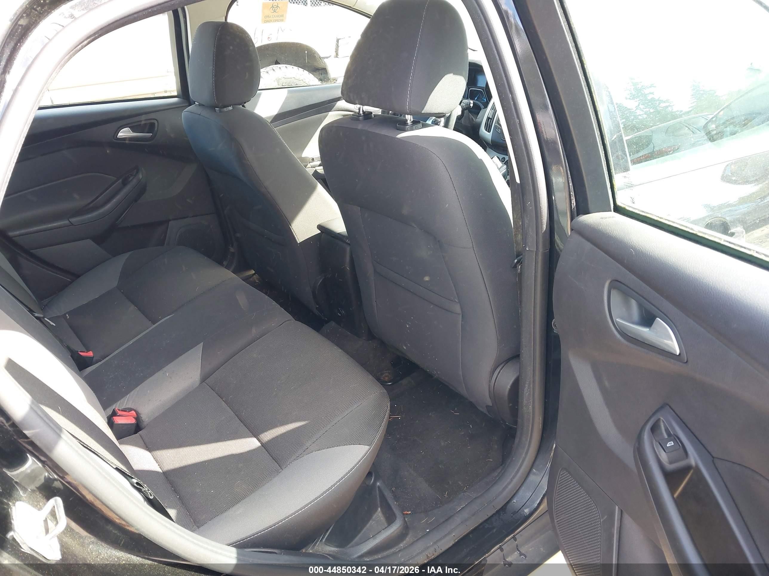 2014 Ford Focus Se Black vin: 1FADP3K21EL350925