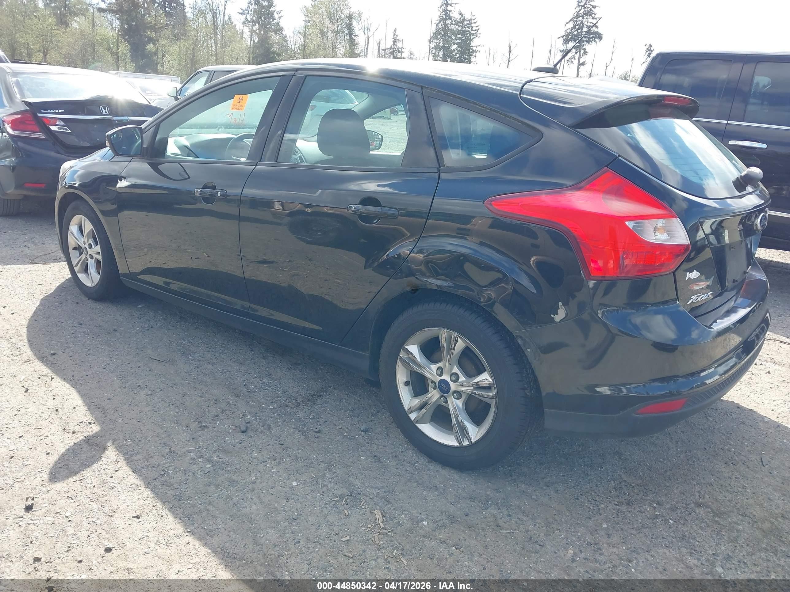 2014 Ford Focus Se Black vin: 1FADP3K21EL350925