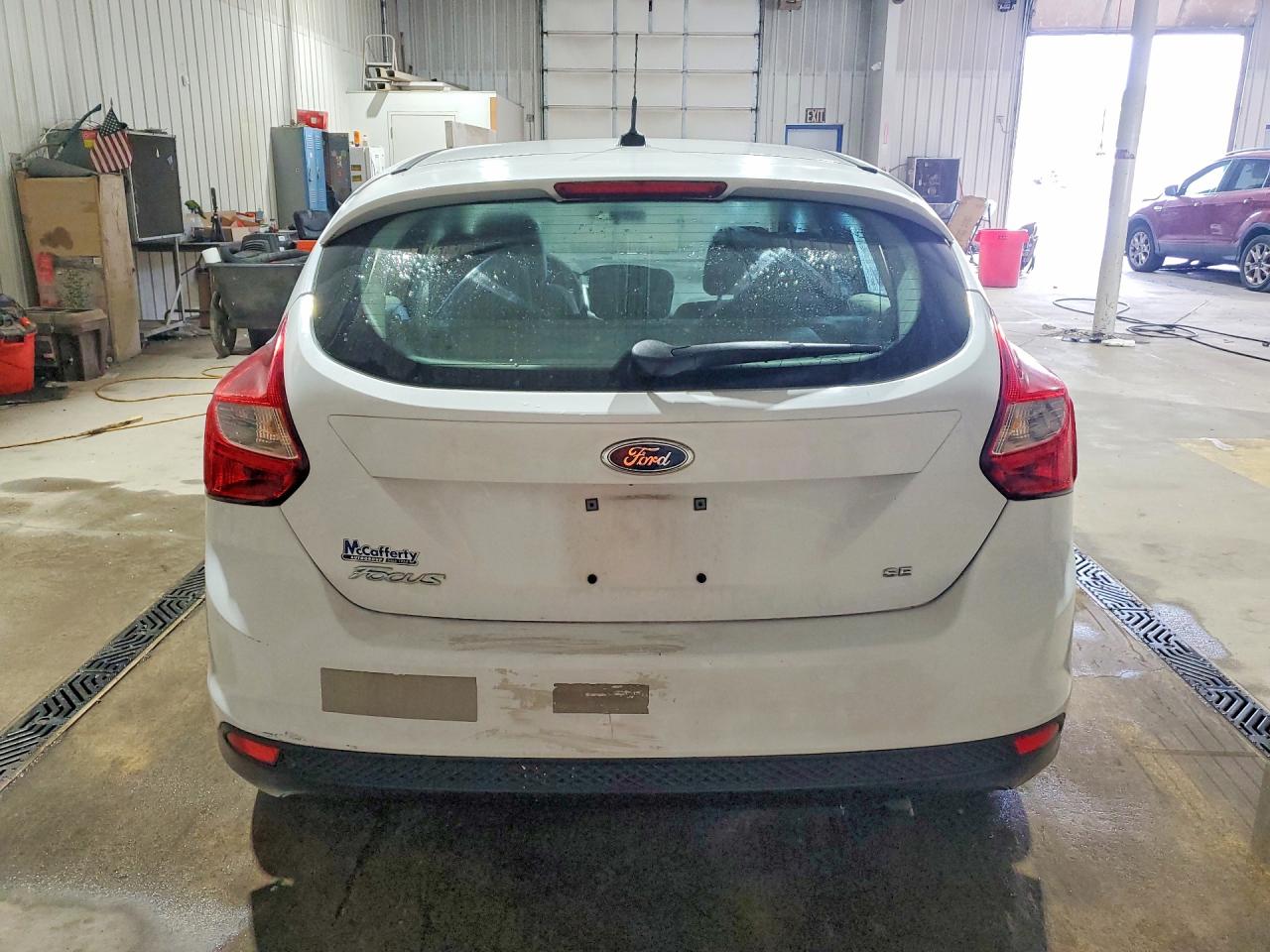 2014 Ford Focus Se White vin: 1FADP3K21EL377896
