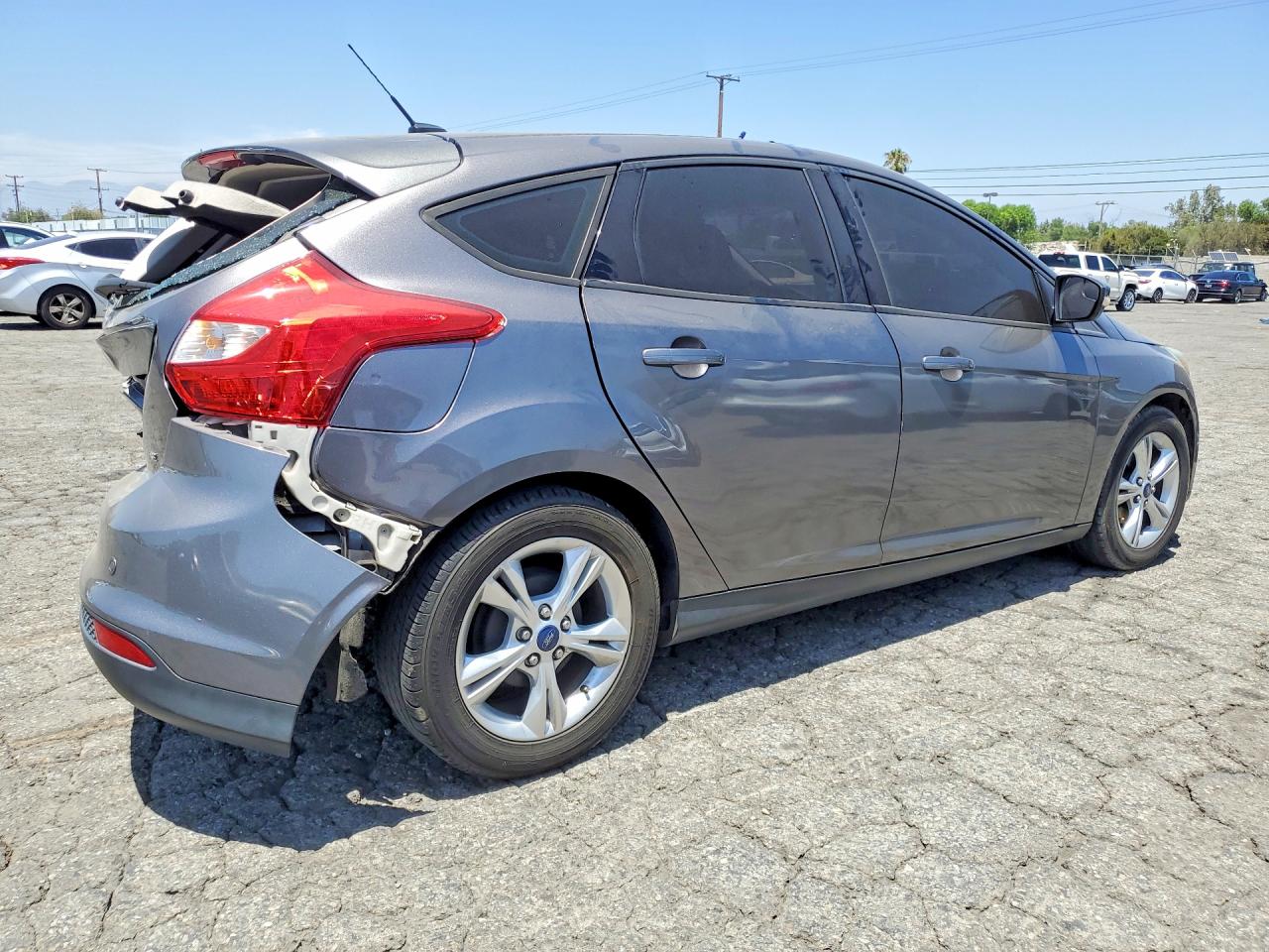 2014 Ford Focus Se Серый vin: 1FADP3K21EL391197