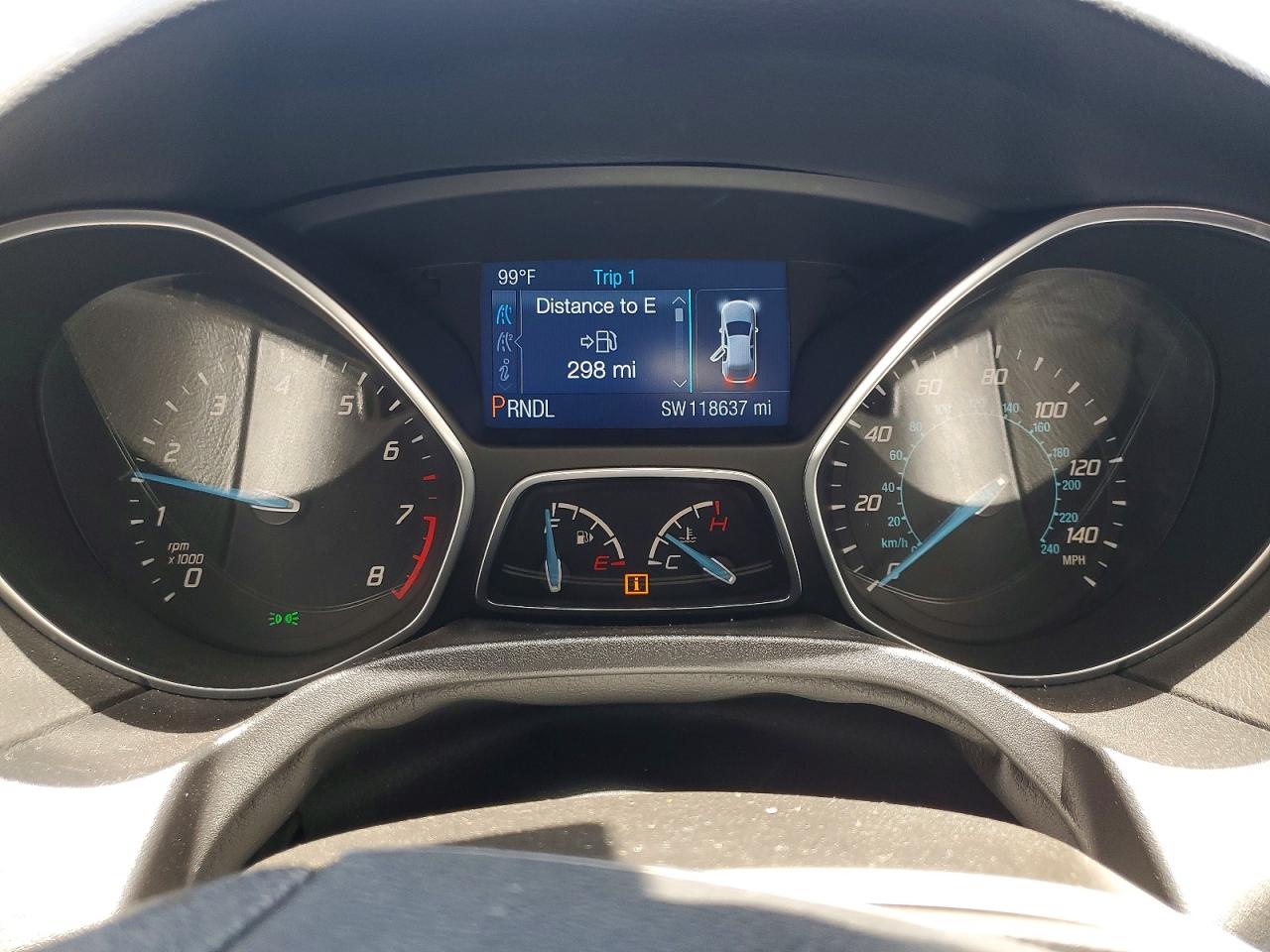 2014 Ford Focus Se Серый vin: 1FADP3K21EL391197