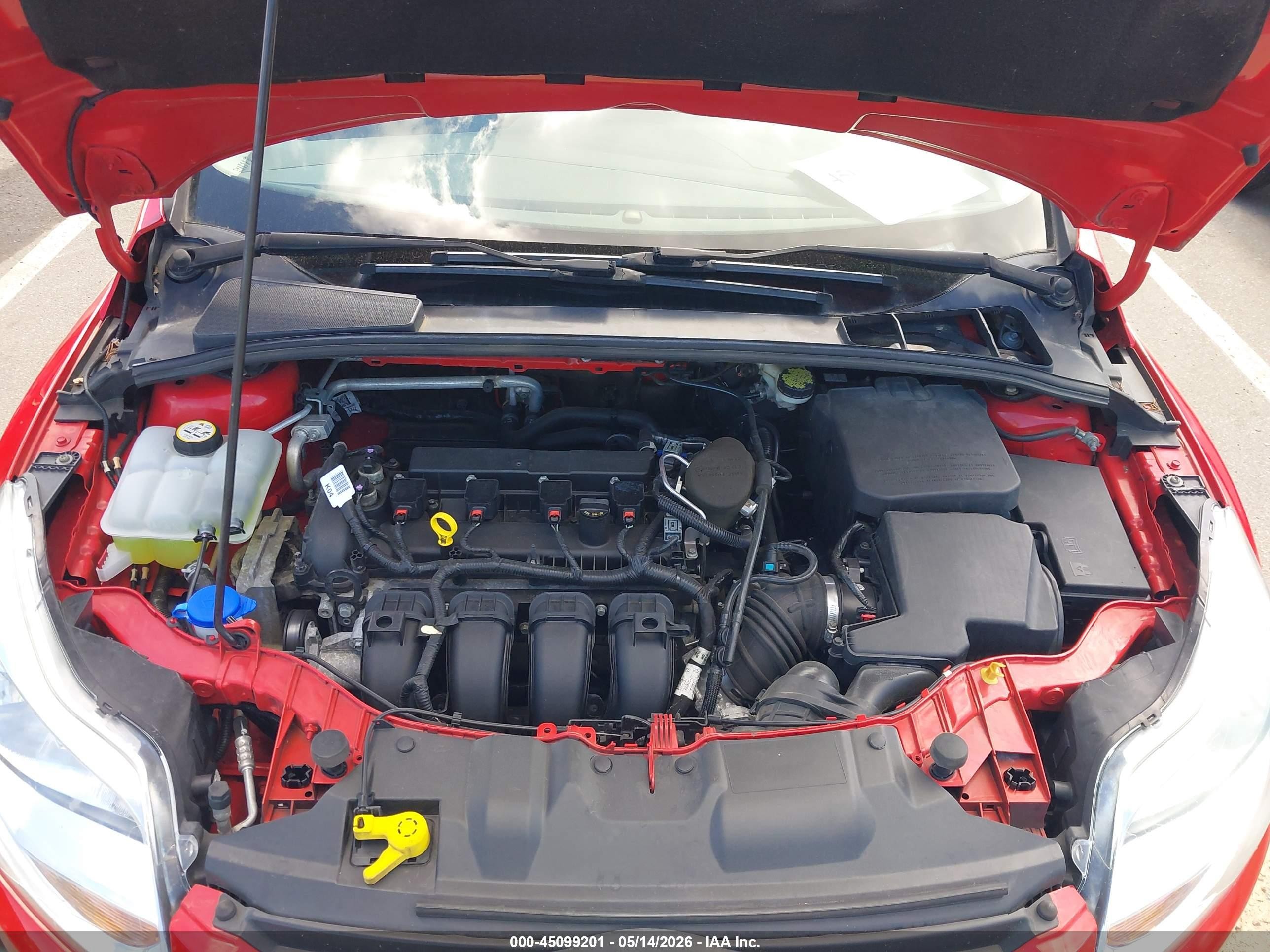 2014 Ford Focus Se Red vin: 1FADP3K21EL416731