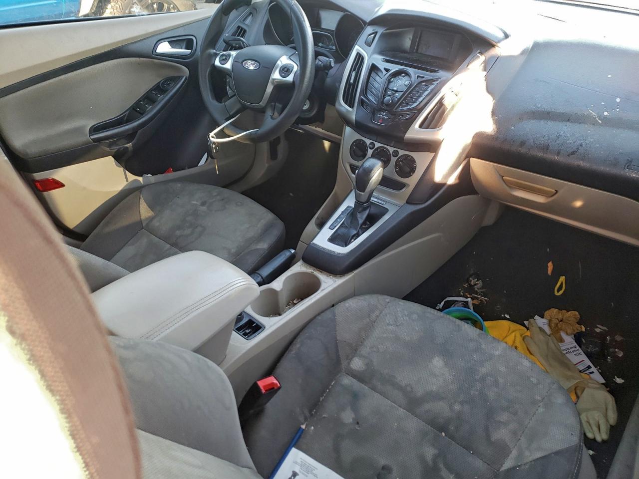2014 Ford Focus Gray vin: 1FADP3K21EL457621