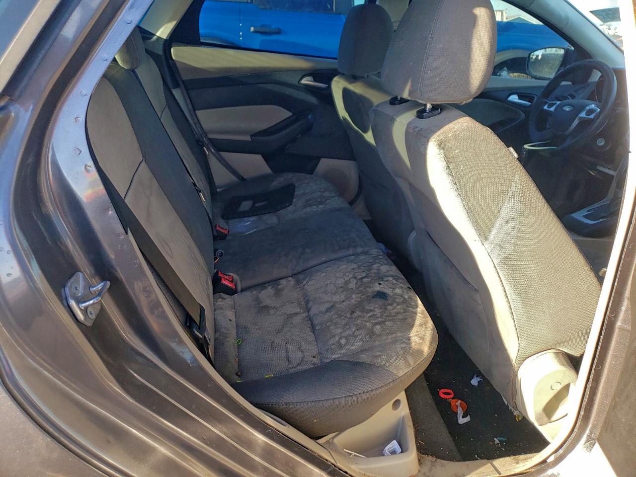 2014 Ford Focus Gray vin: 1FADP3K21EL457621