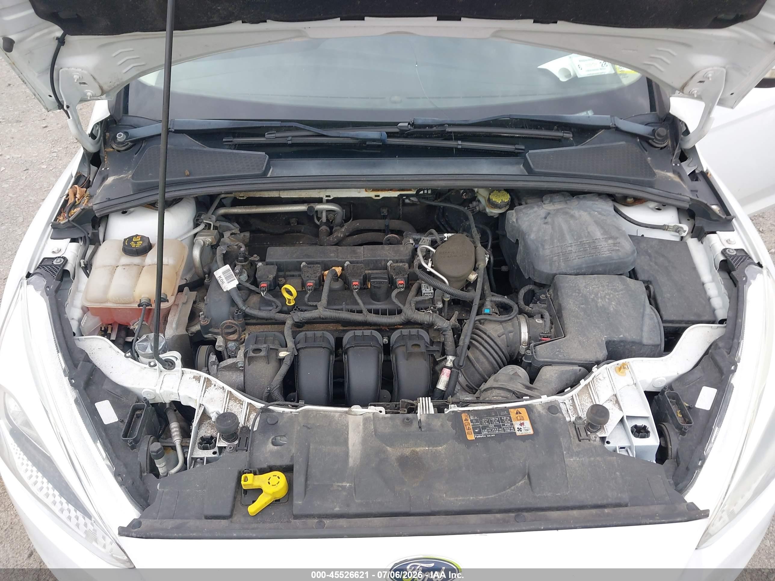 2015 Ford Focus Se White vin: 1FADP3K21FL213629