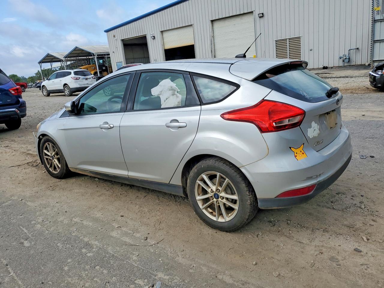2015 Ford Focus Se Silver vin: 1FADP3K21FL218510