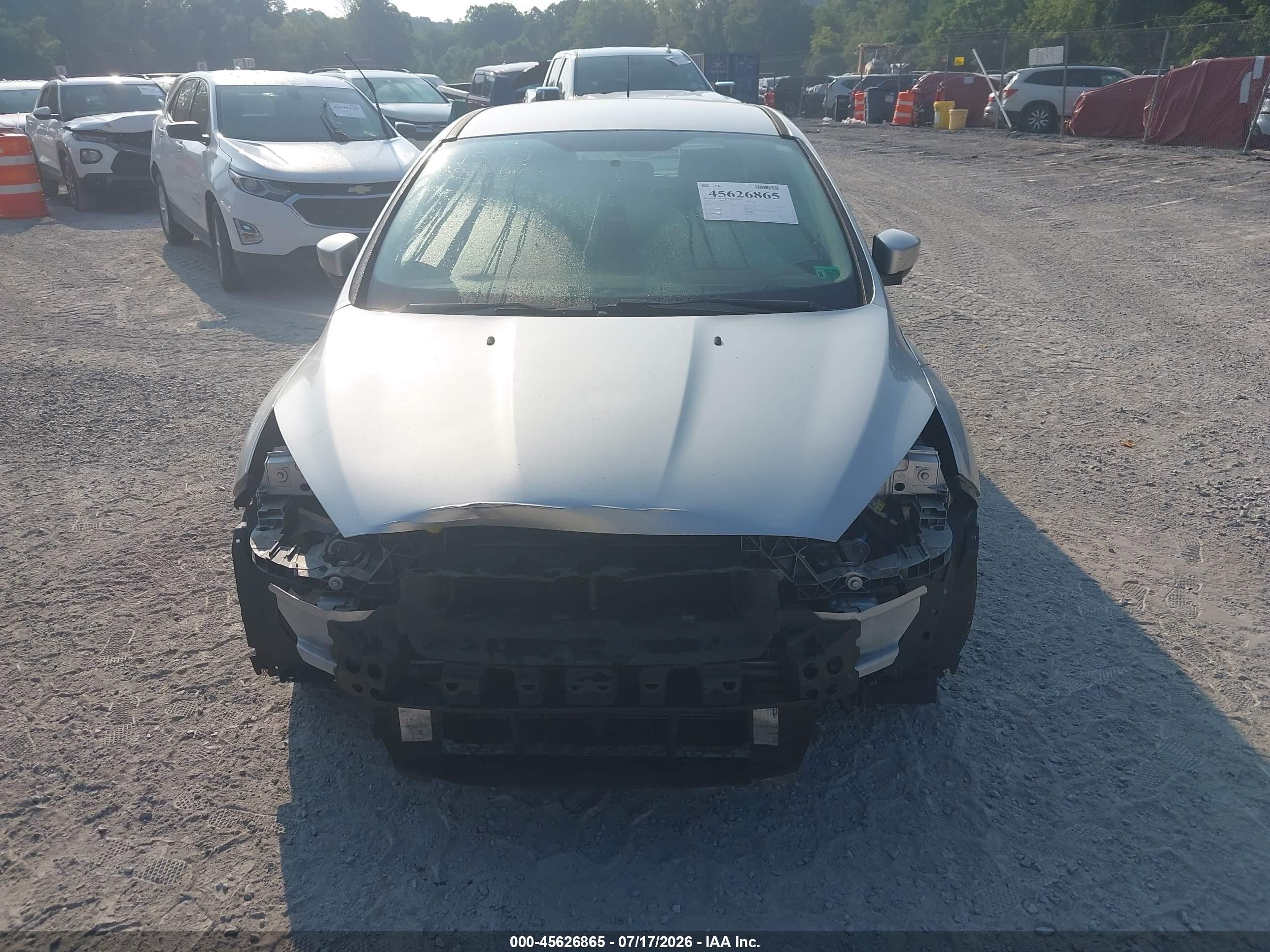 2015 Ford Focus Se Silver vin: 1FADP3K21FL223447