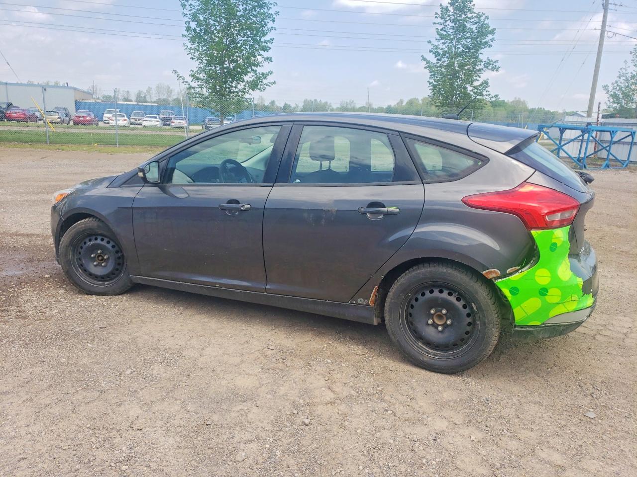 2015 Ford Focus Se Угольный vin: 1FADP3K21FL225151
