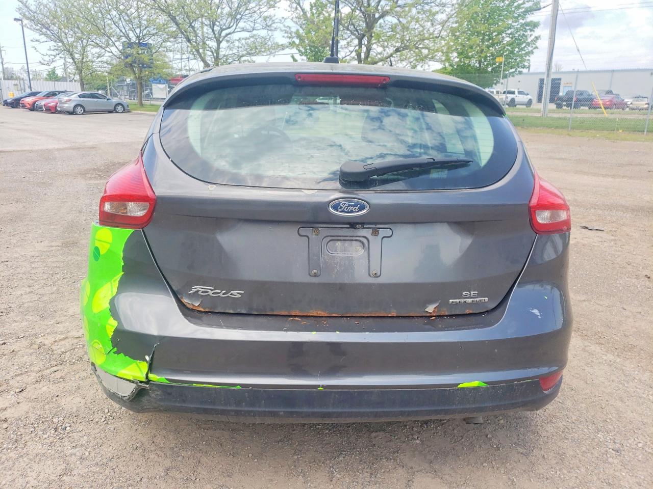 2015 Ford Focus Se Угольный vin: 1FADP3K21FL225151