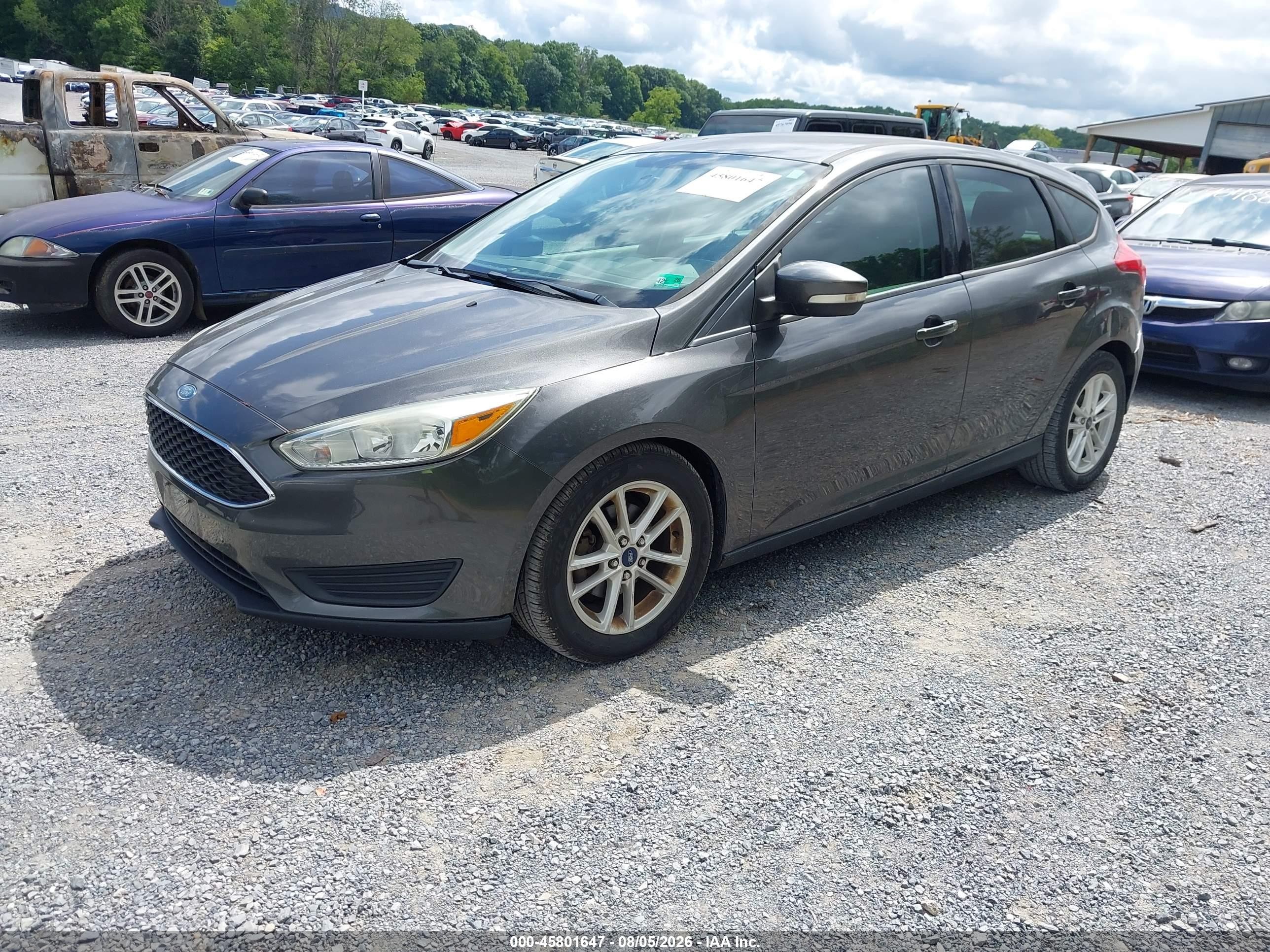 2015 Ford Focus Se Черный vin: 1FADP3K21FL238417