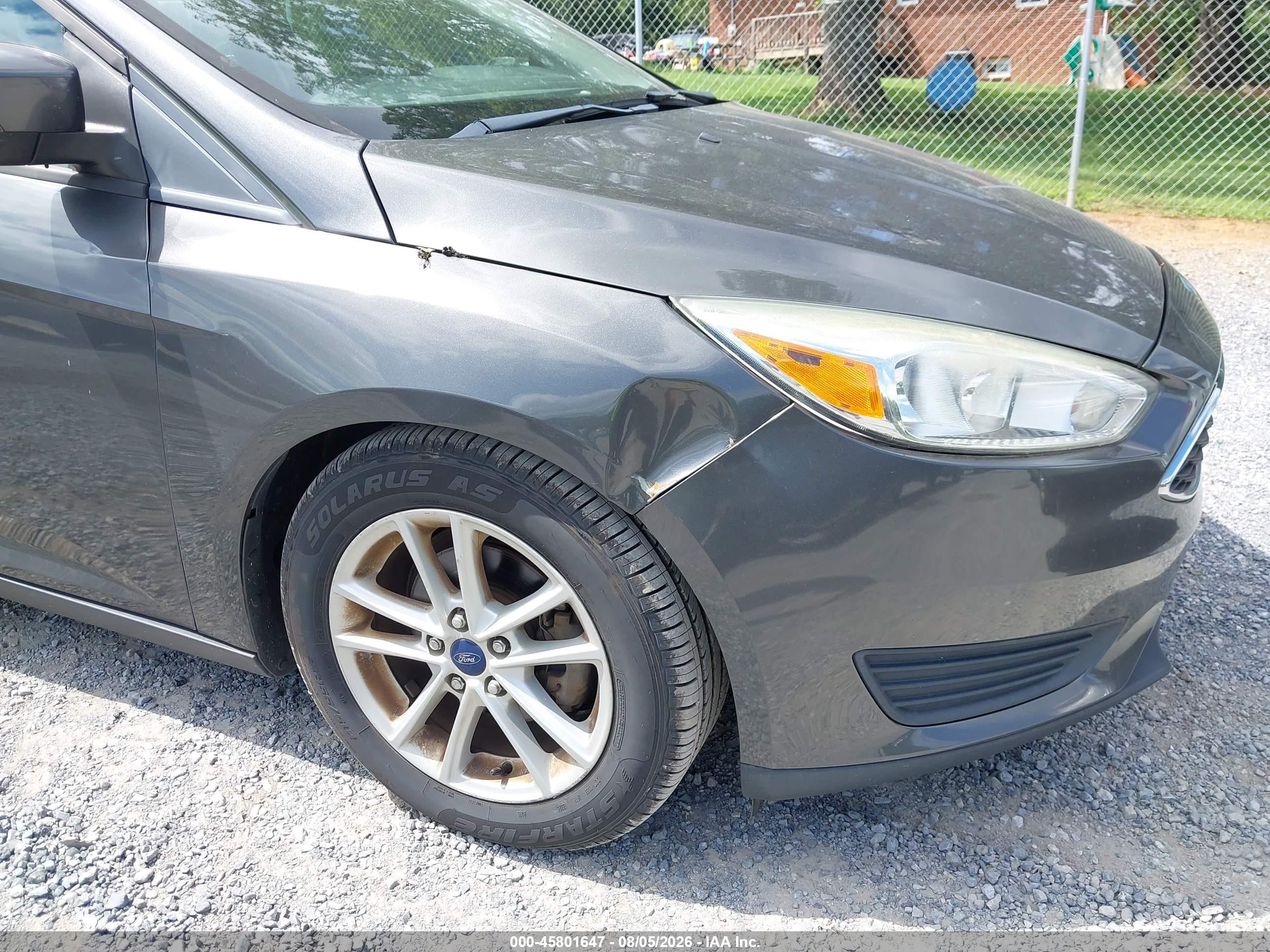 2015 Ford Focus Se Черный vin: 1FADP3K21FL238417
