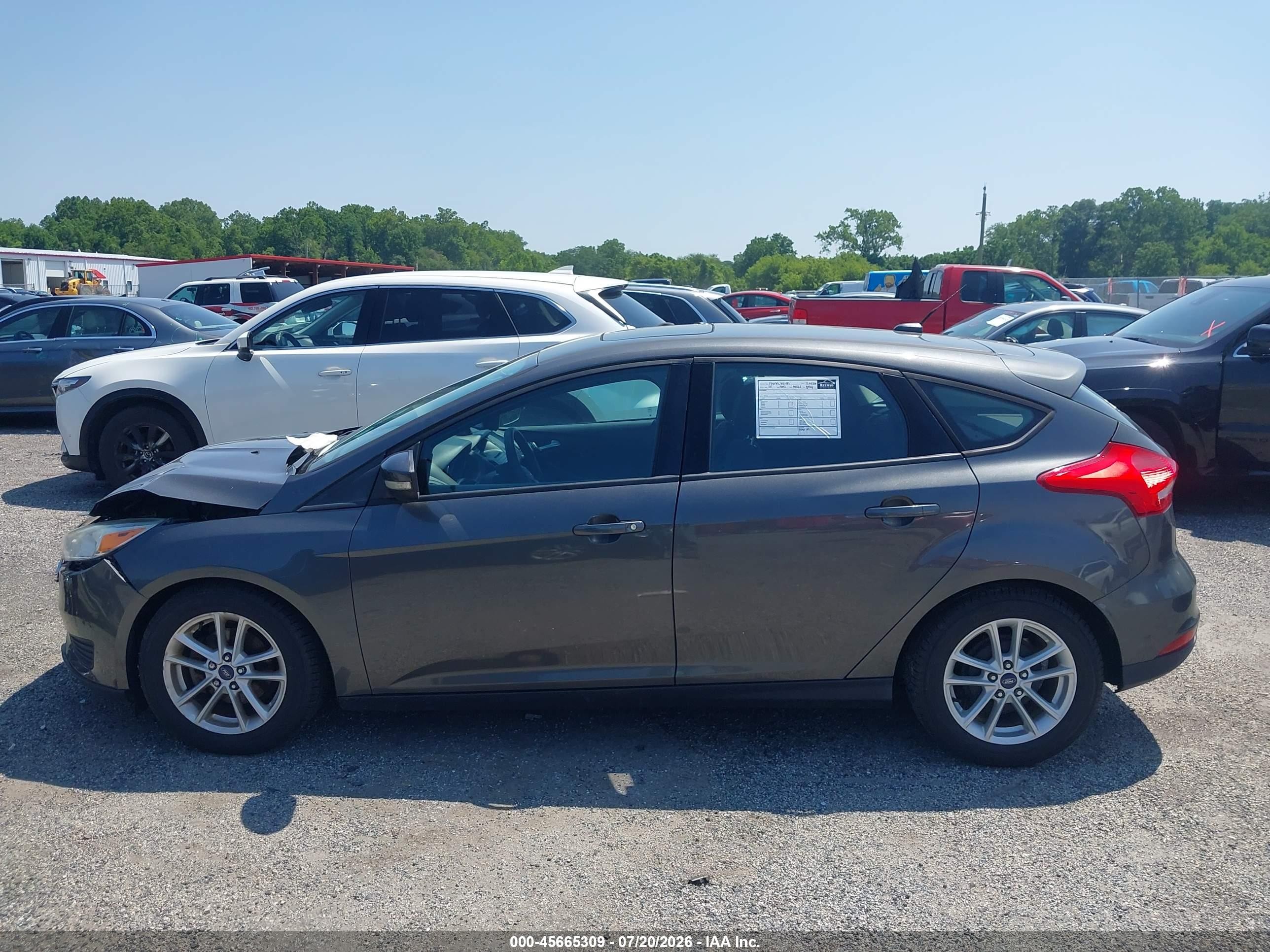 2015 Ford Focus Se Gray vin: 1FADP3K21FL259848